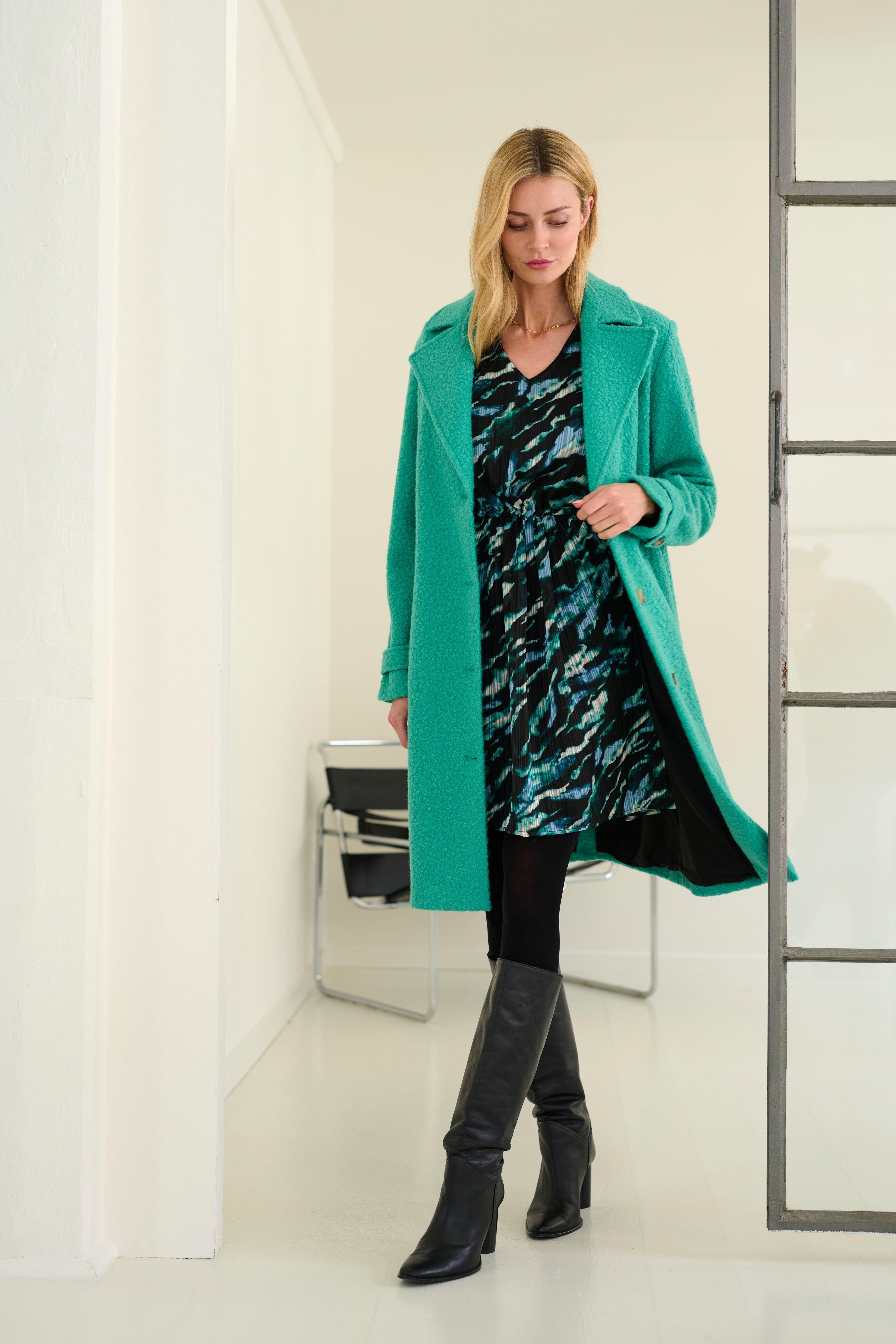 KAchucky Kjole LOCATION NONE 10508128-105180