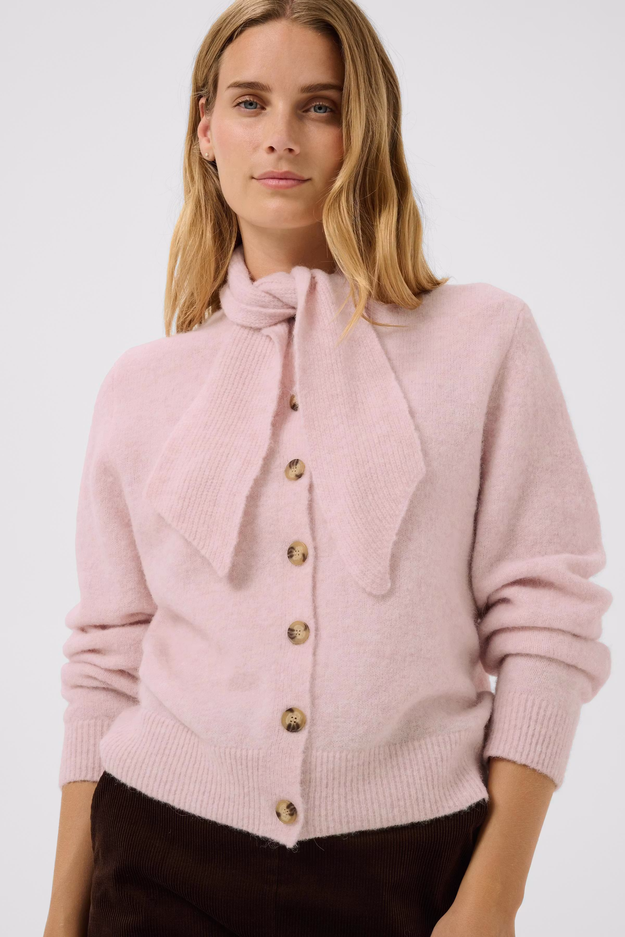 ChaniePW Cardigan LOOKBOOK DETAIL 30310843-305344