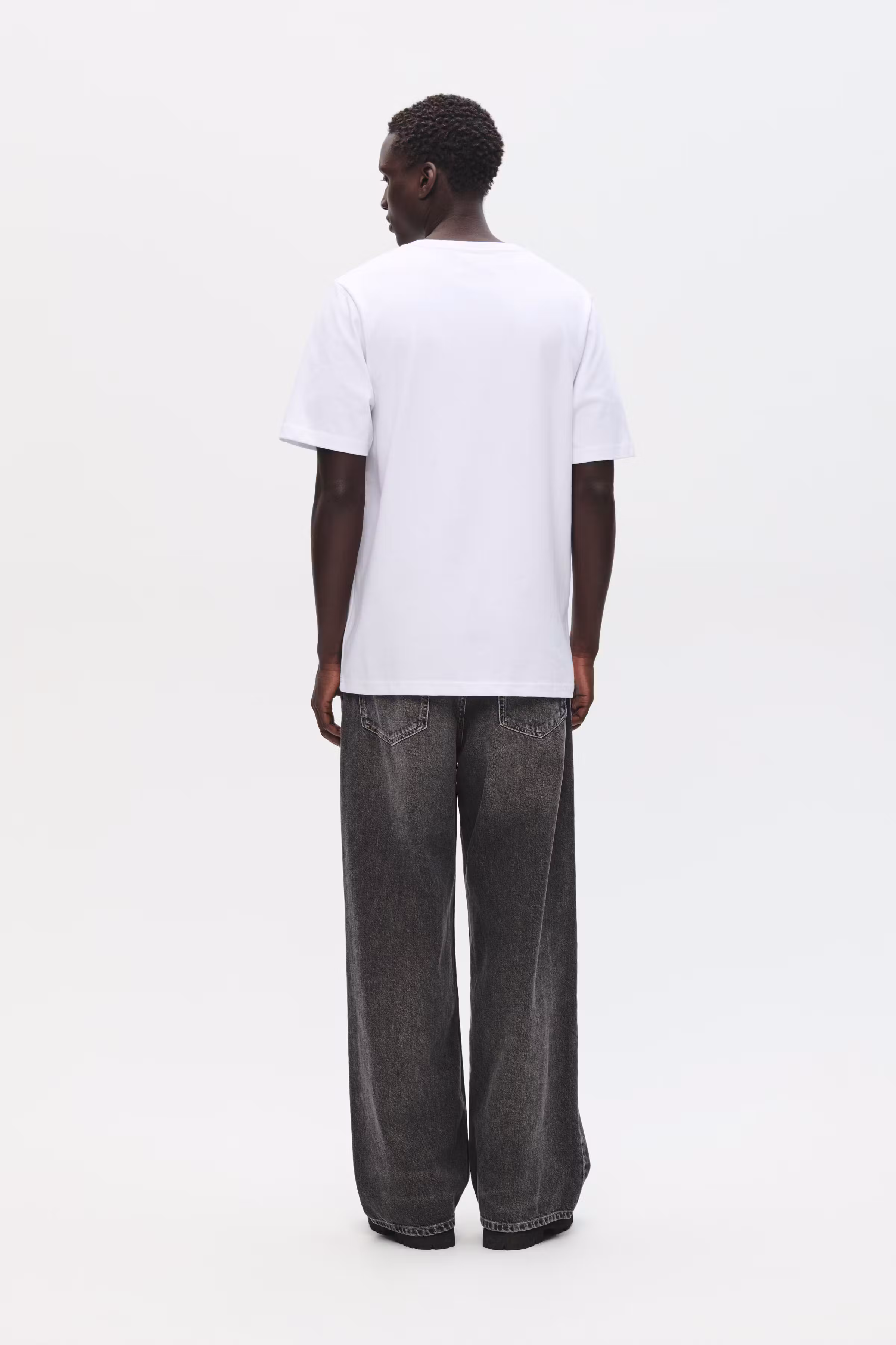 WWBobby T-shirt LOOKBOOK BACK 30251550-110601