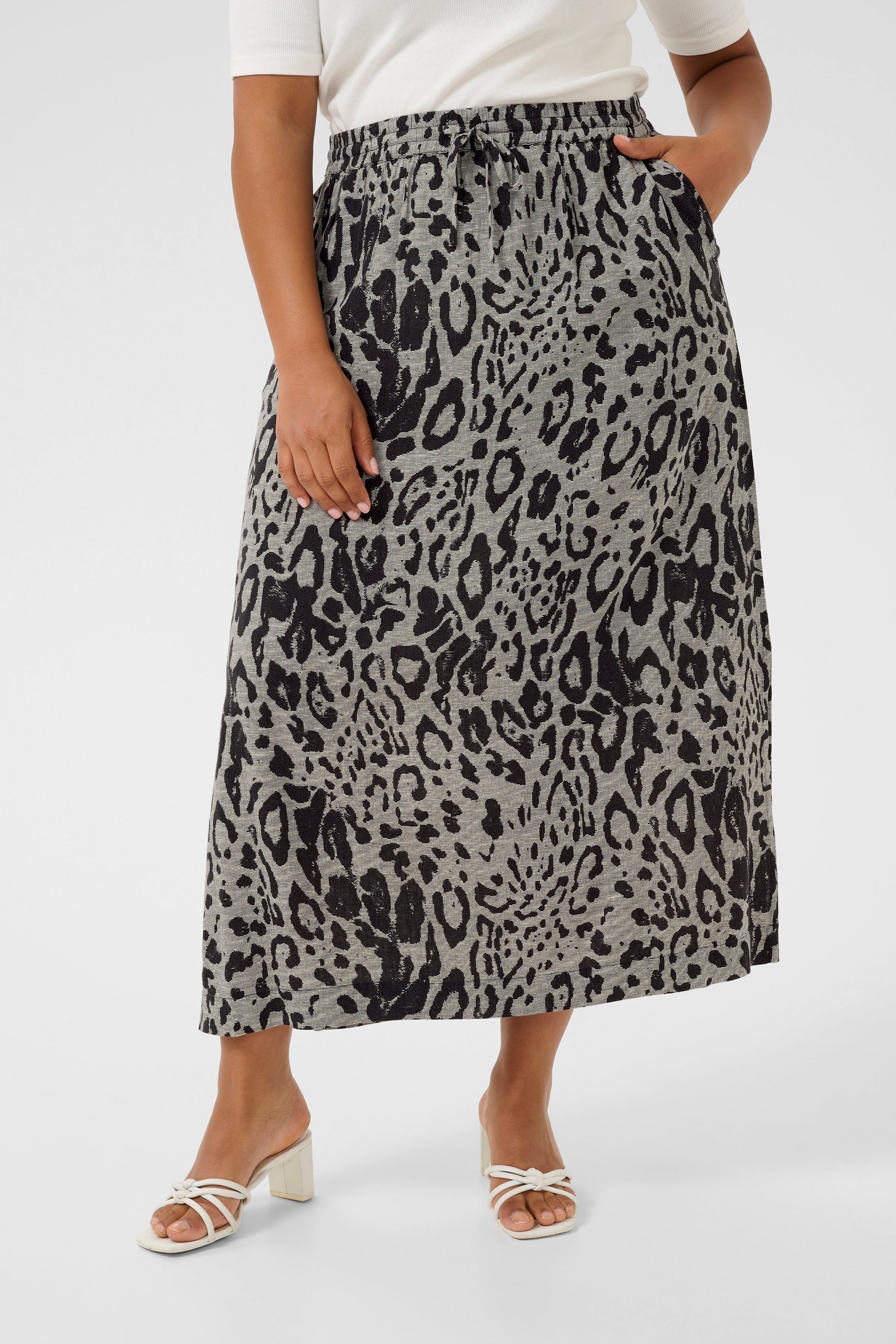 KCmille Jupe en Lin LOOKBOOK FRONT 10583100-107126