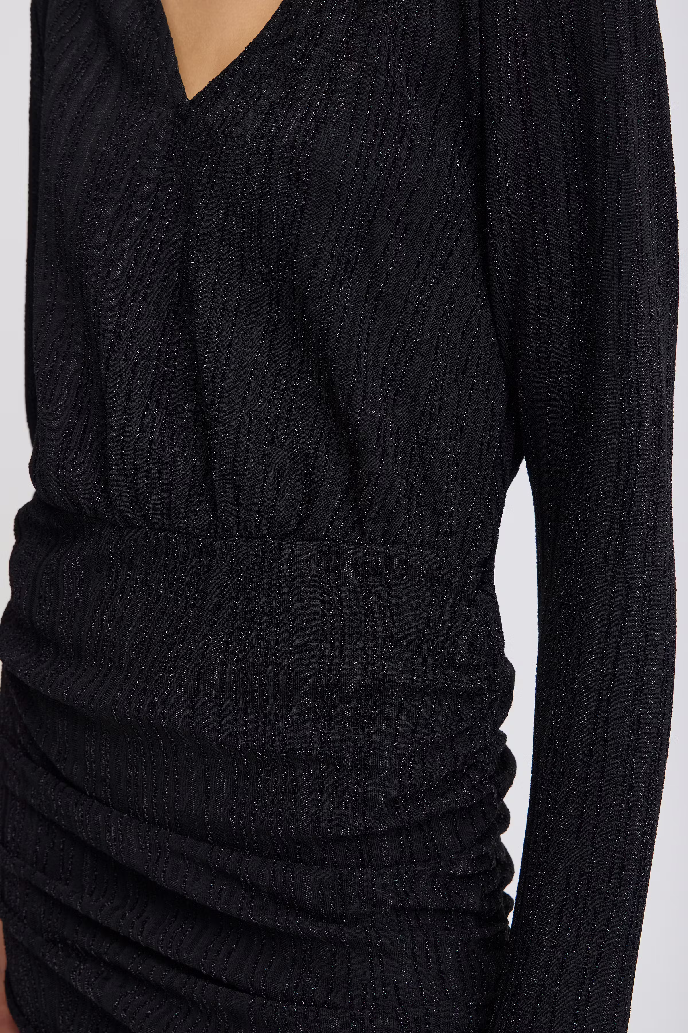 IHNAREEN Kjole LOOKBOOK DETAIL 20122233-194008