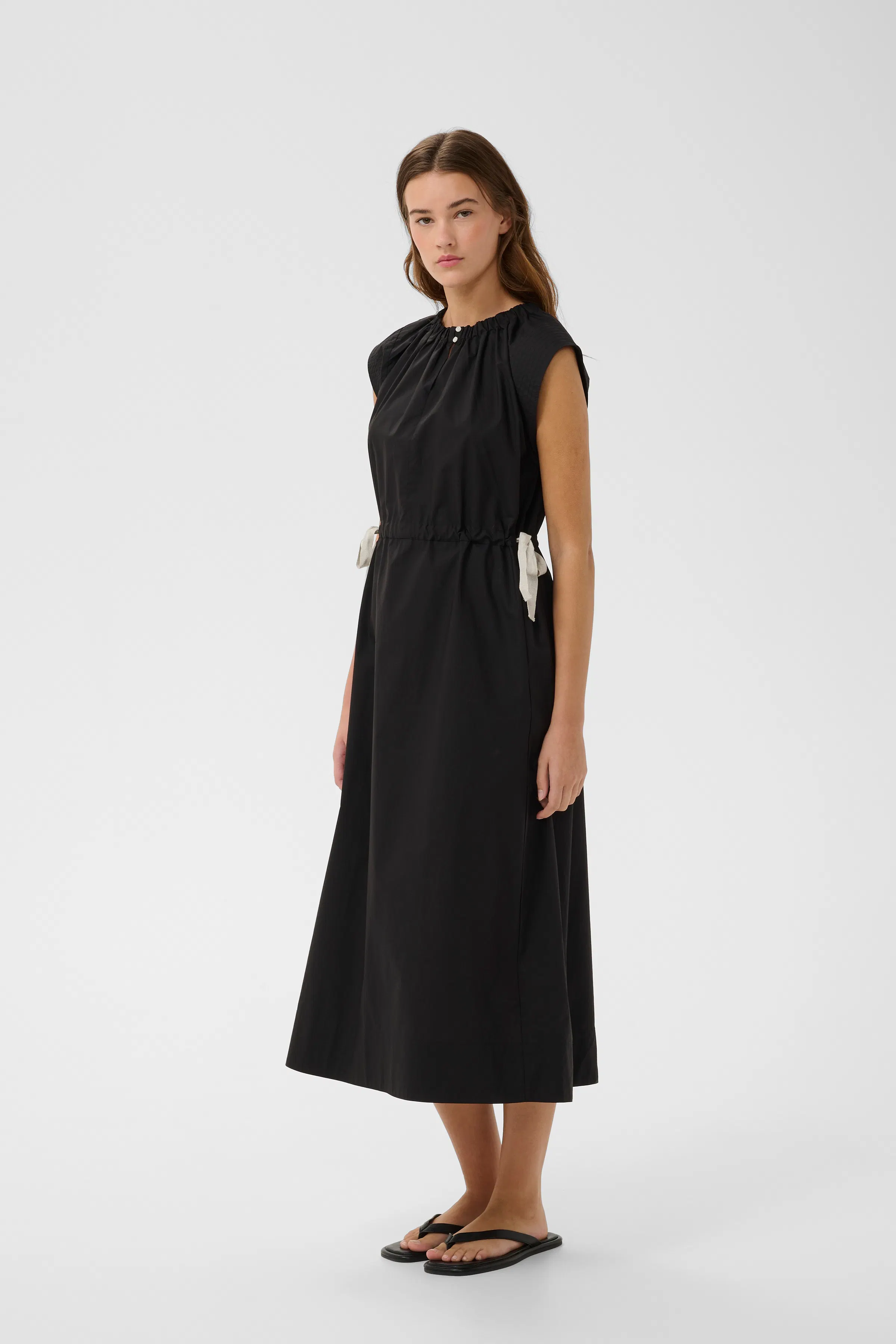 ELLINIW Kleid LOOKBOOK FRONT 30112531-194008