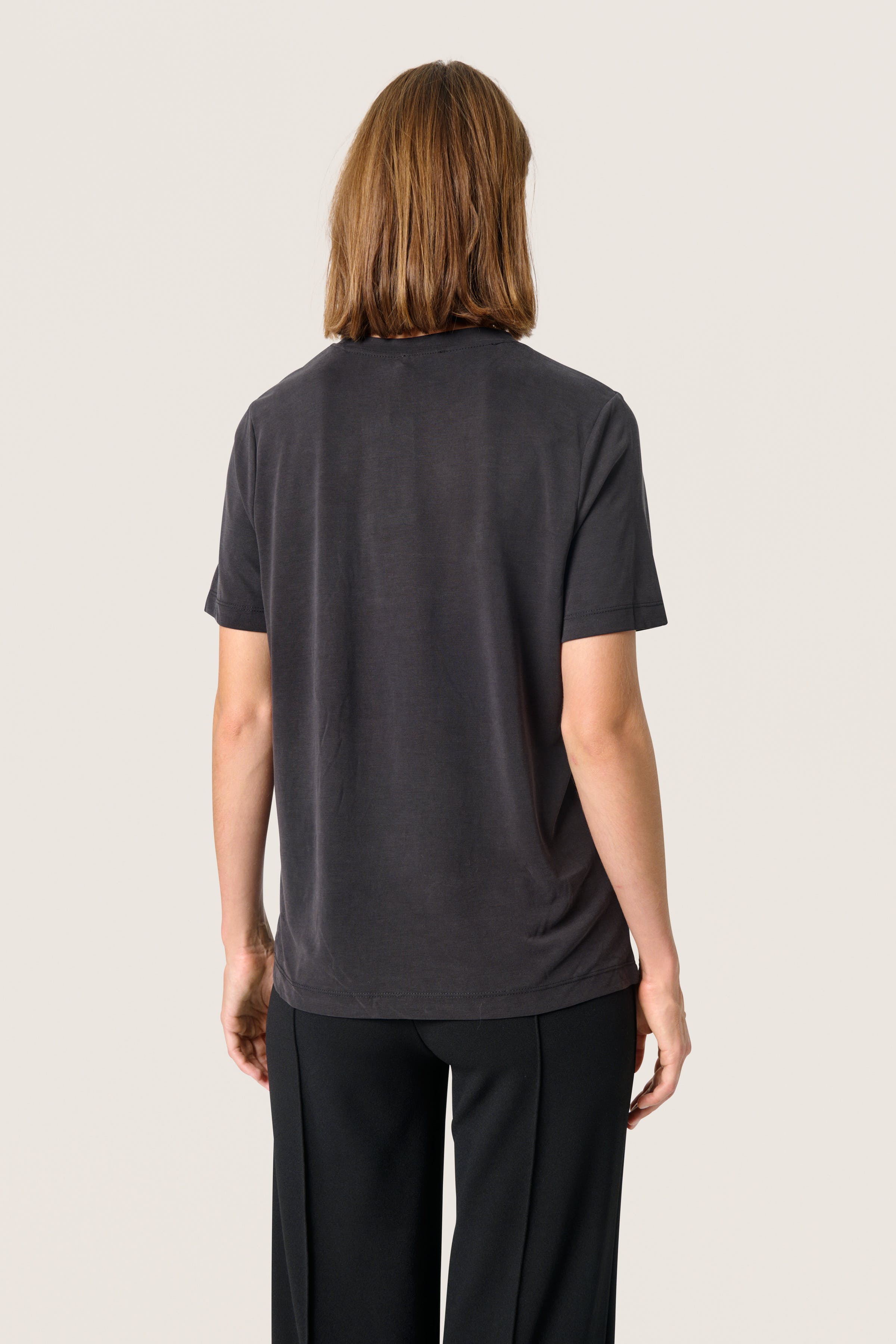 SLColumbine Loose Fit T-shirt LOOKBOOK BACK 30406247-40050