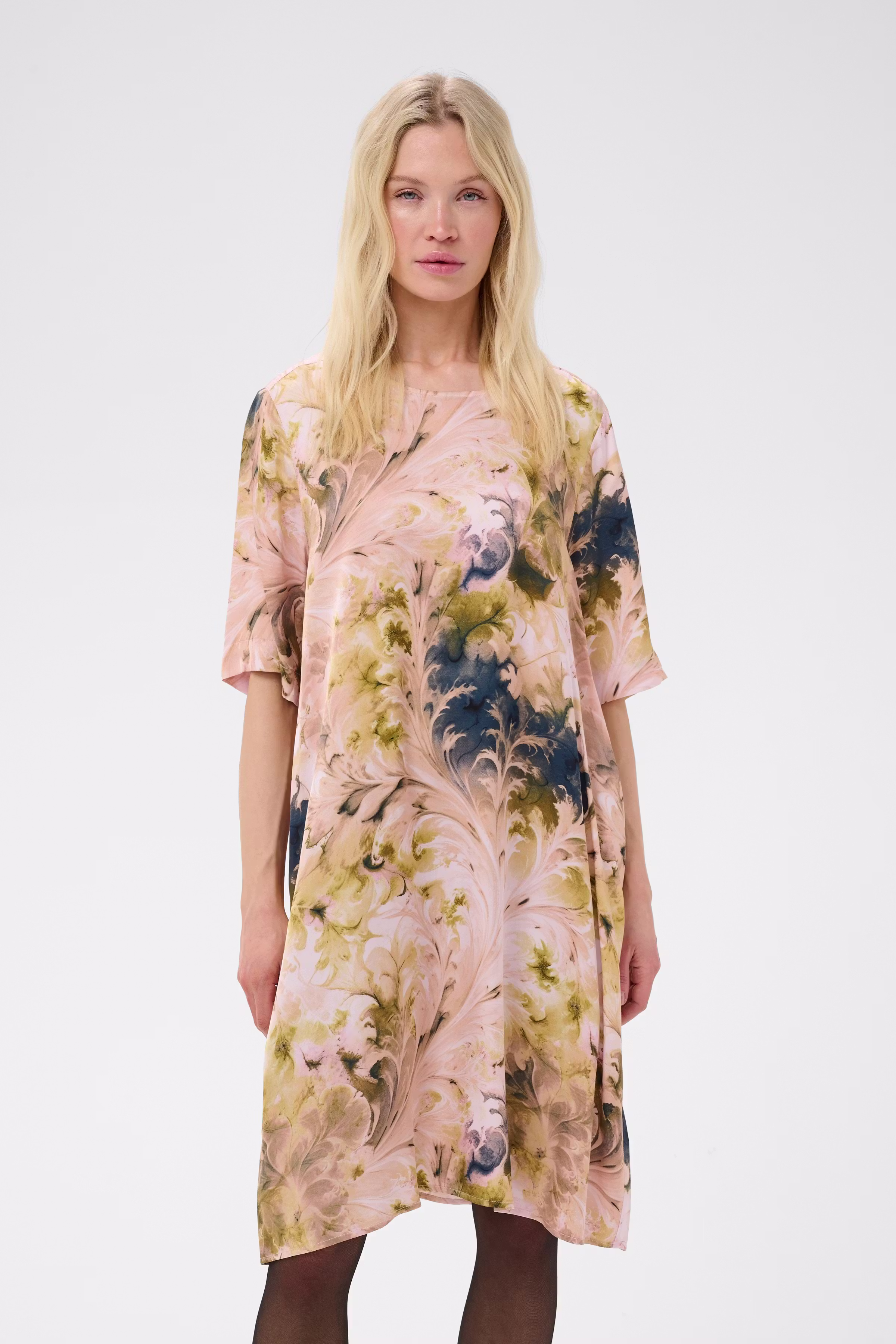 CUandora Kleid LOOKBOOK FRONT 50113263-109586
