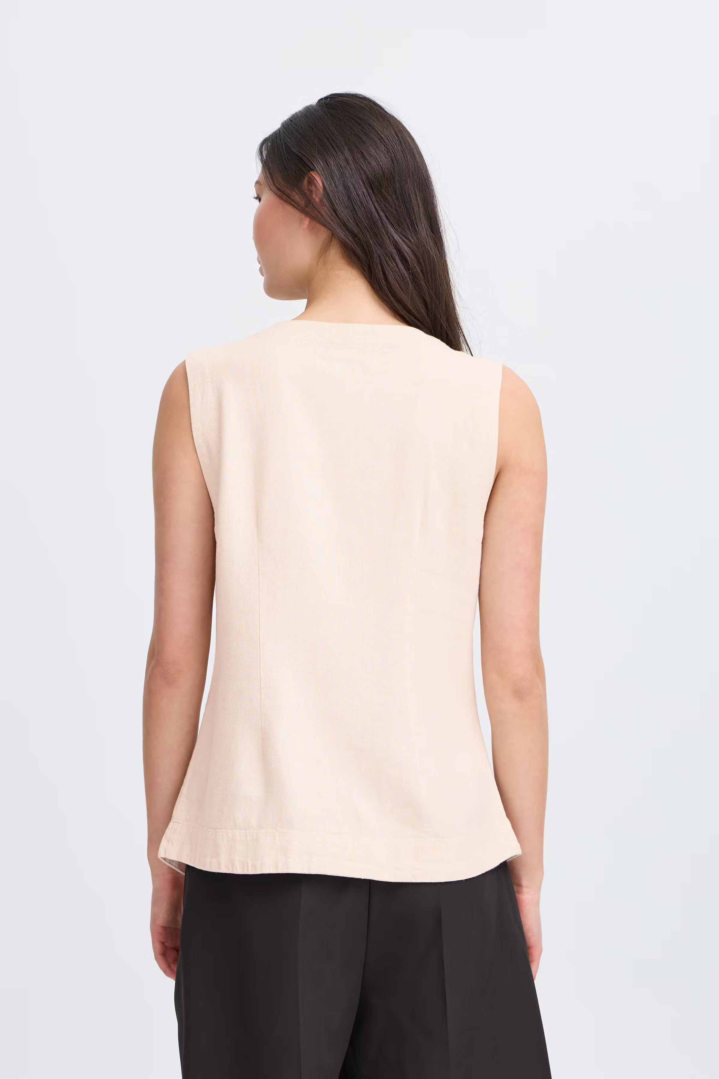 IHLINNO Vest LOOKBOOK BACK 20122914-204424