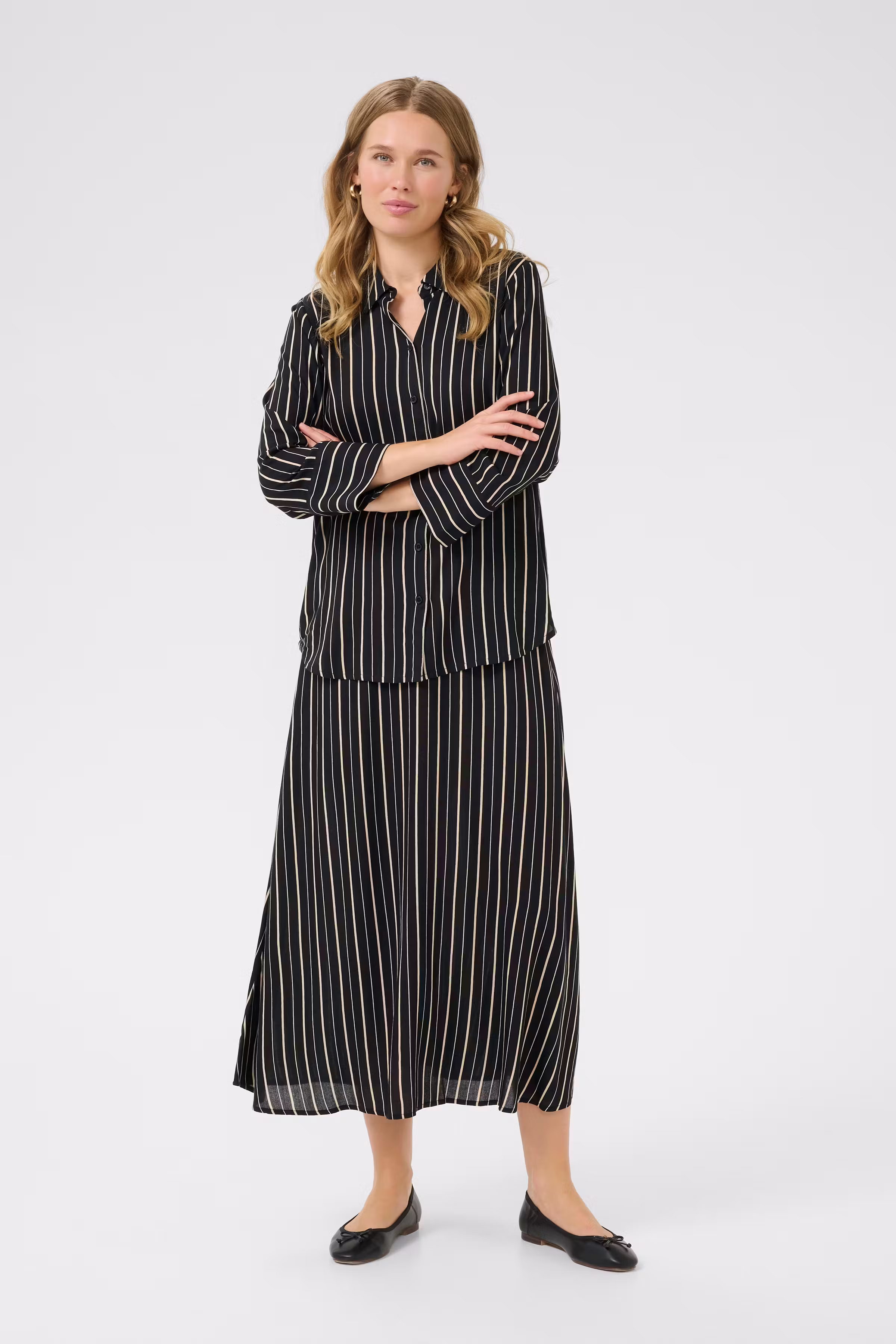 BPluna Shirt LOOKBOOK FRONT 10590847-107536B