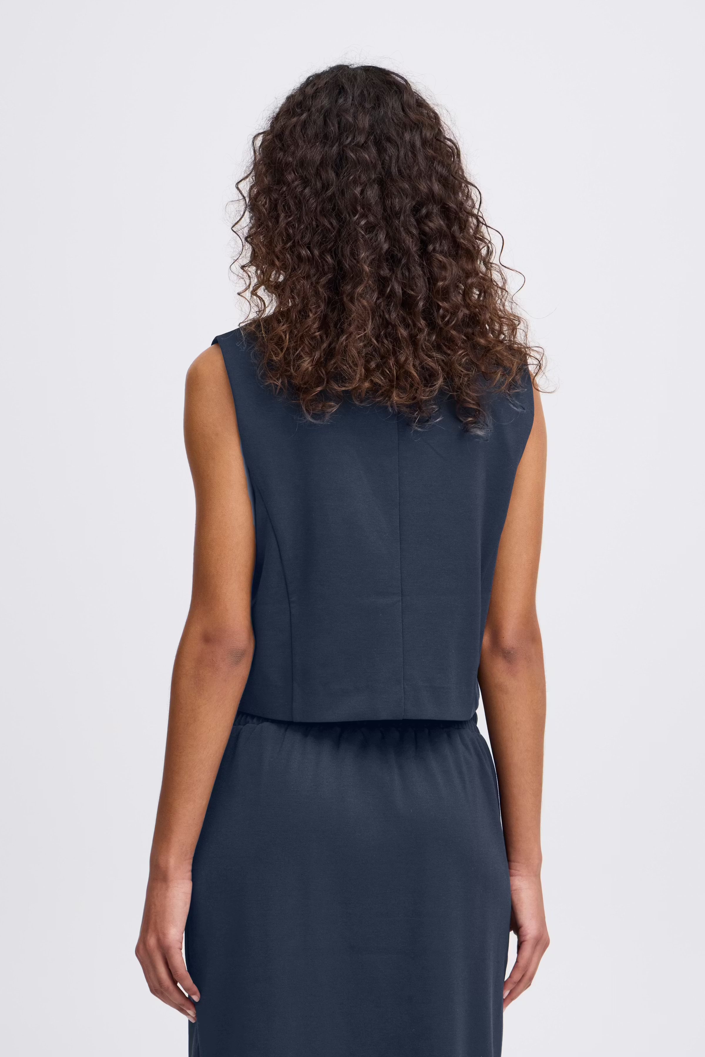 IXKATE Väst LOOKBOOK BACK 20122175-194010