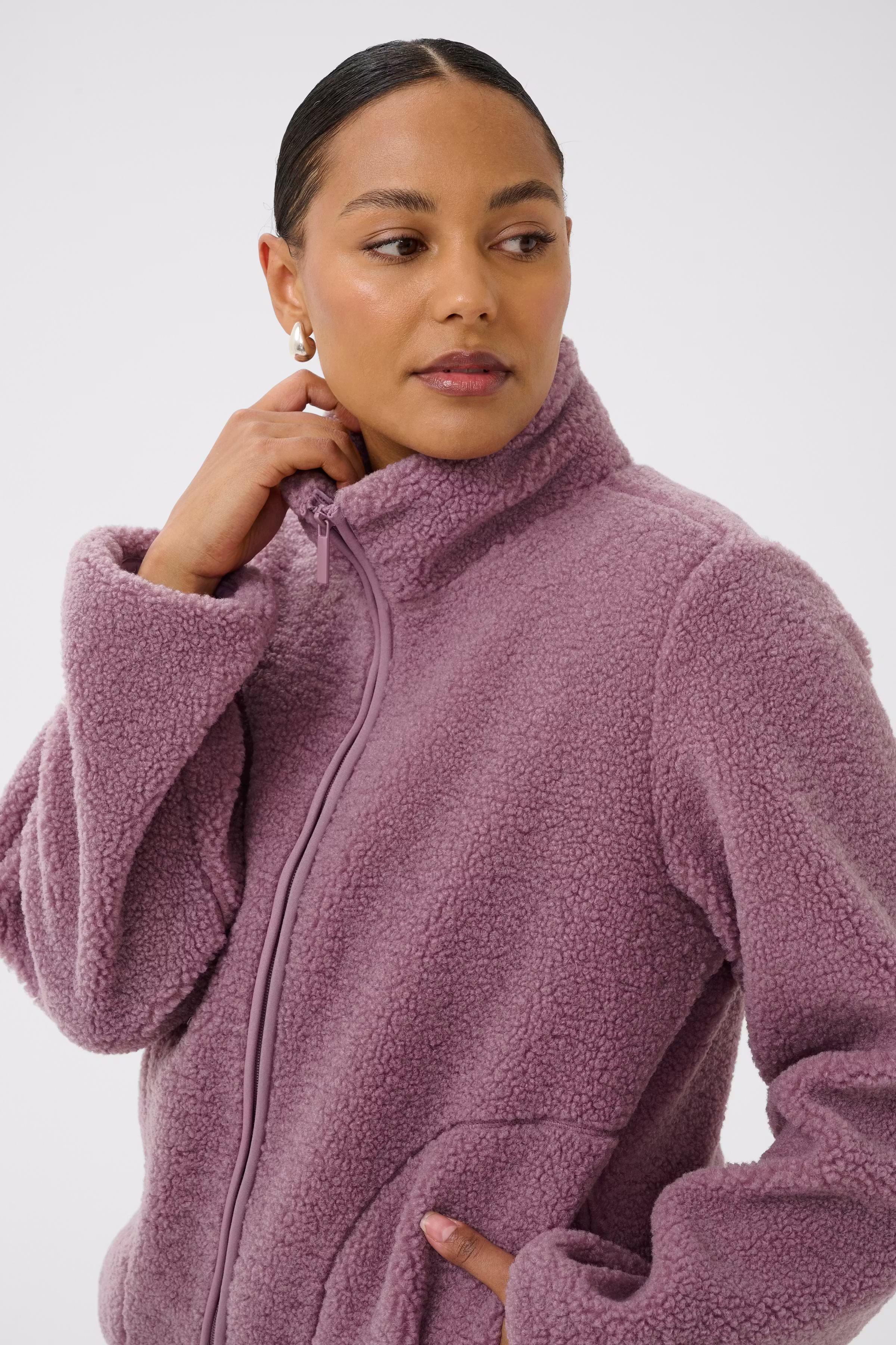 KAally Fleece LOOKBOOK DETAIL 10511206-163205