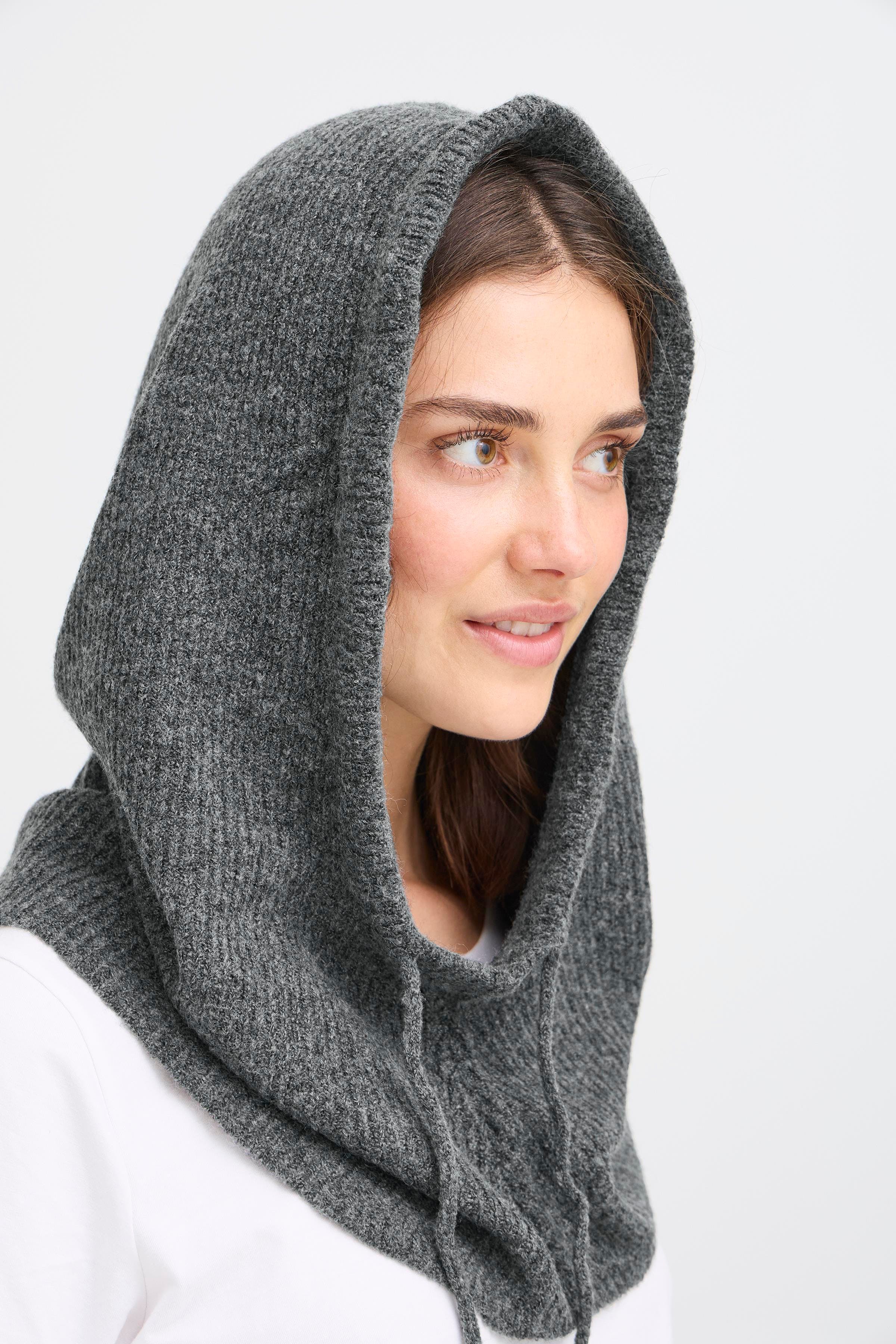 FRHAYES Pet LOOKBOOK FRONT 20617497-1806011