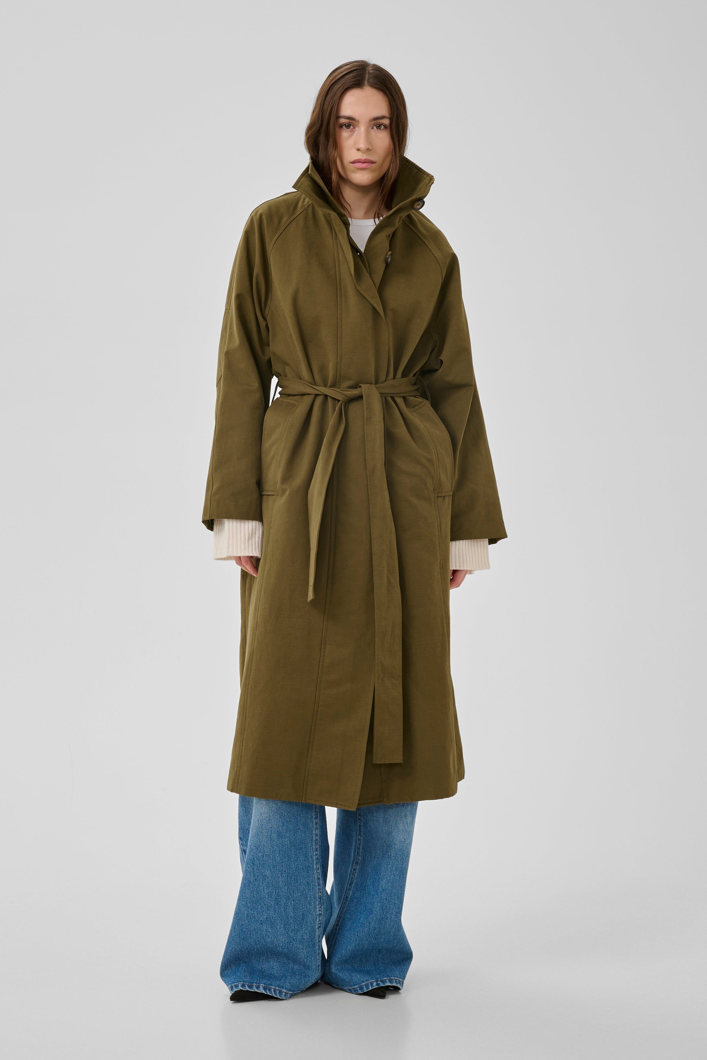 MWLyon Coat LOOKBOOK FRONT 10705417-180820