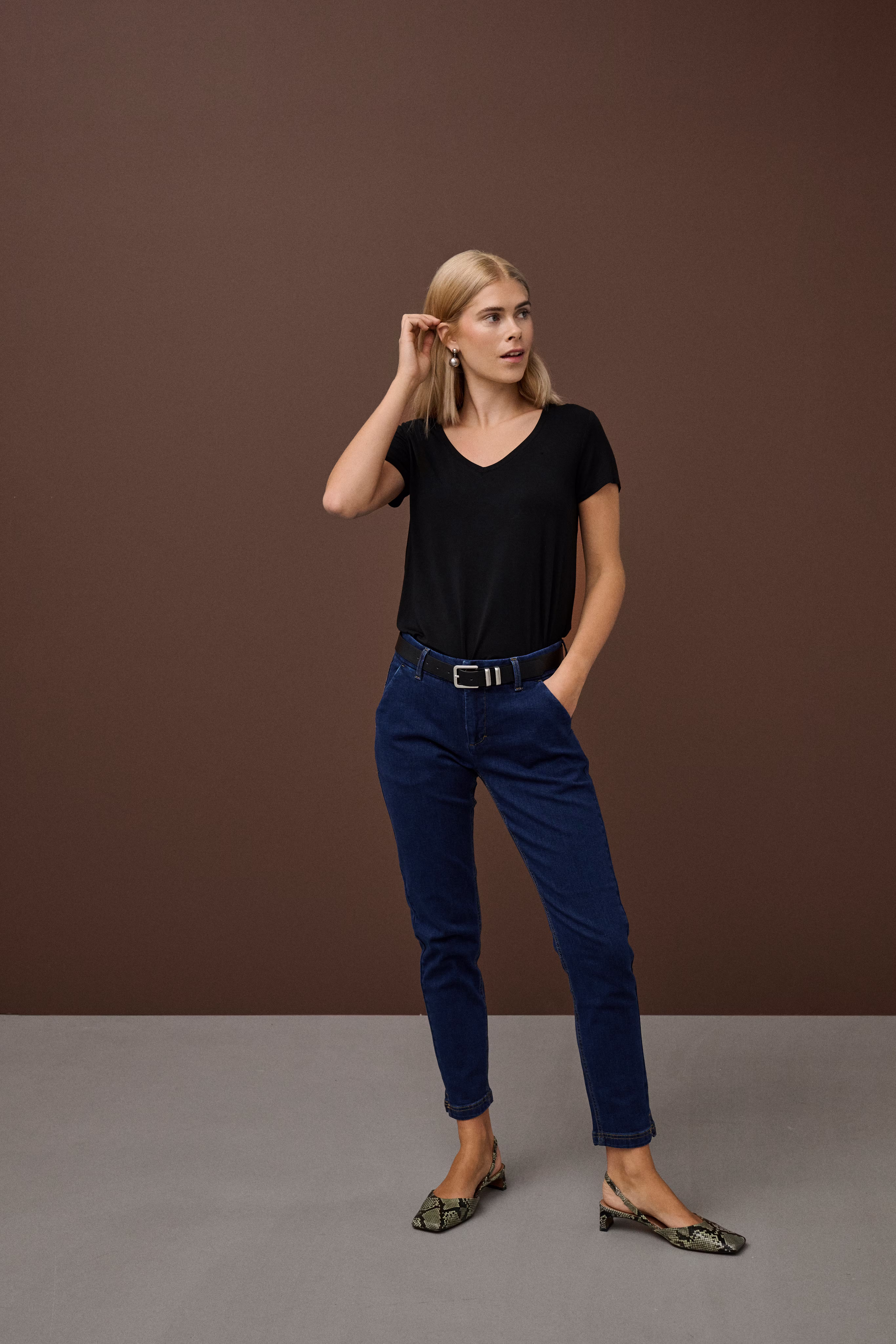 CUannine Trousers LOCATION NONE 50111085-500119