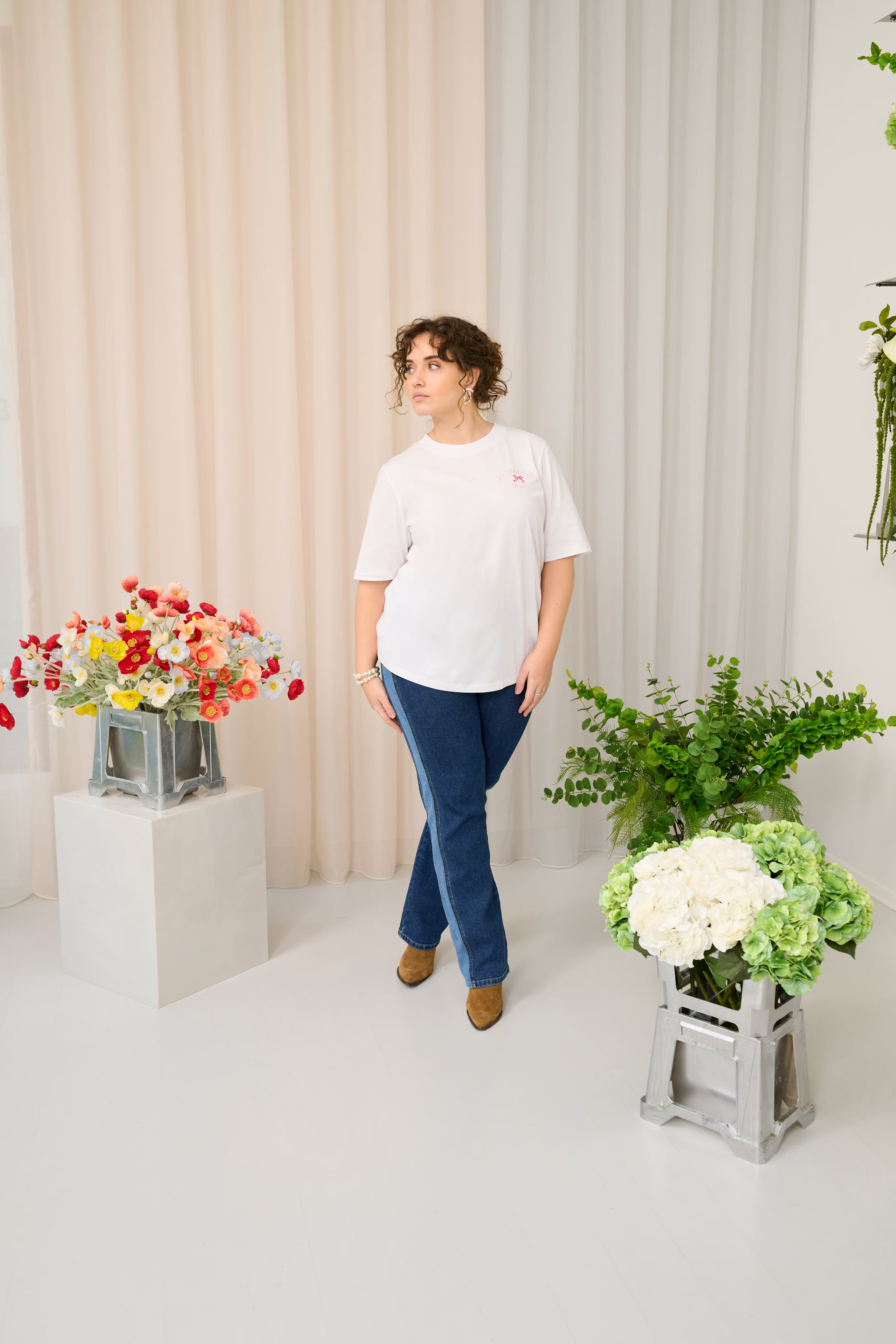 KCsandria Straight Jeans LOCATION NONE 10583532-102272