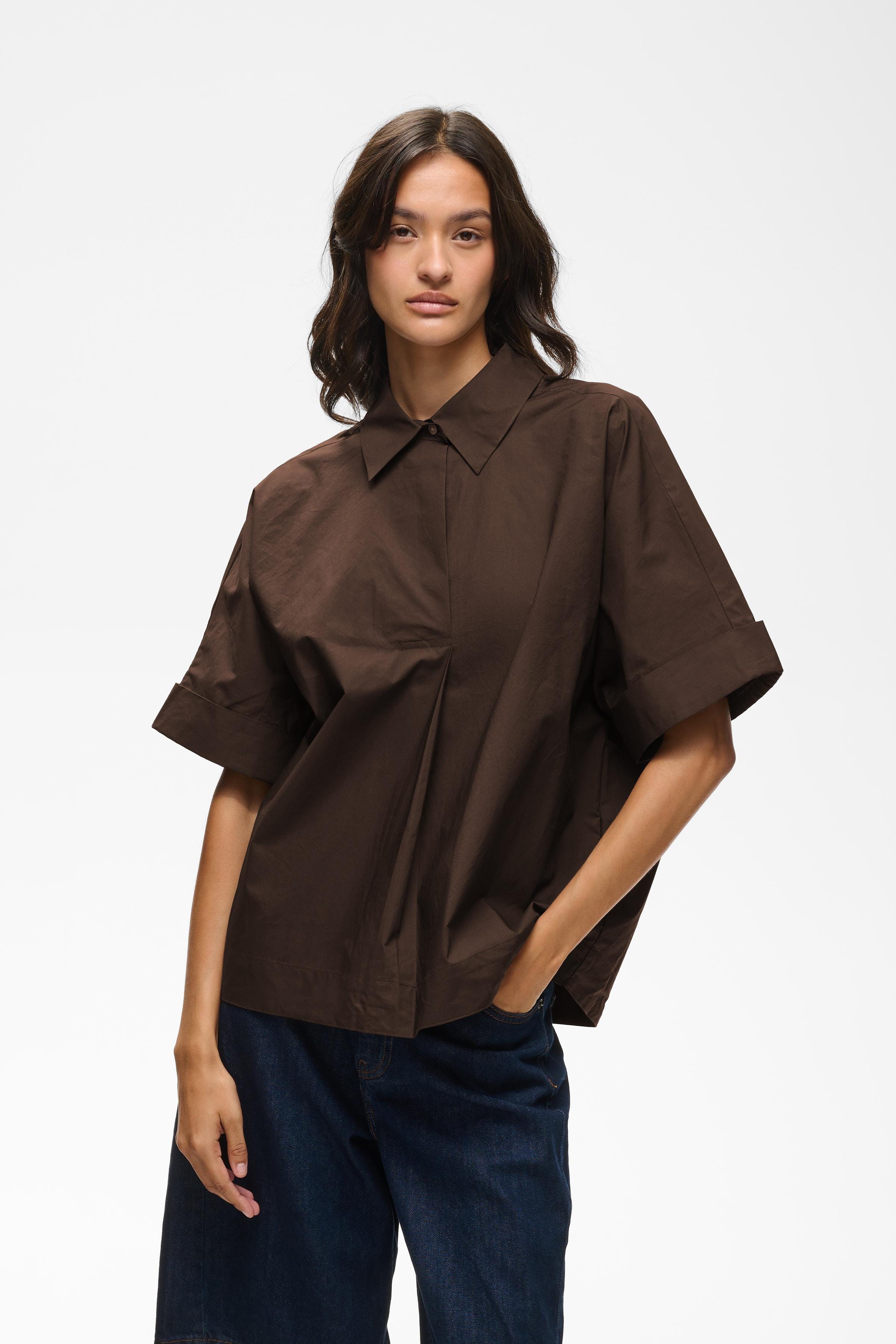 ELLINIW Poplin Bluse LOOKBOOK FRONT 30112537-190915