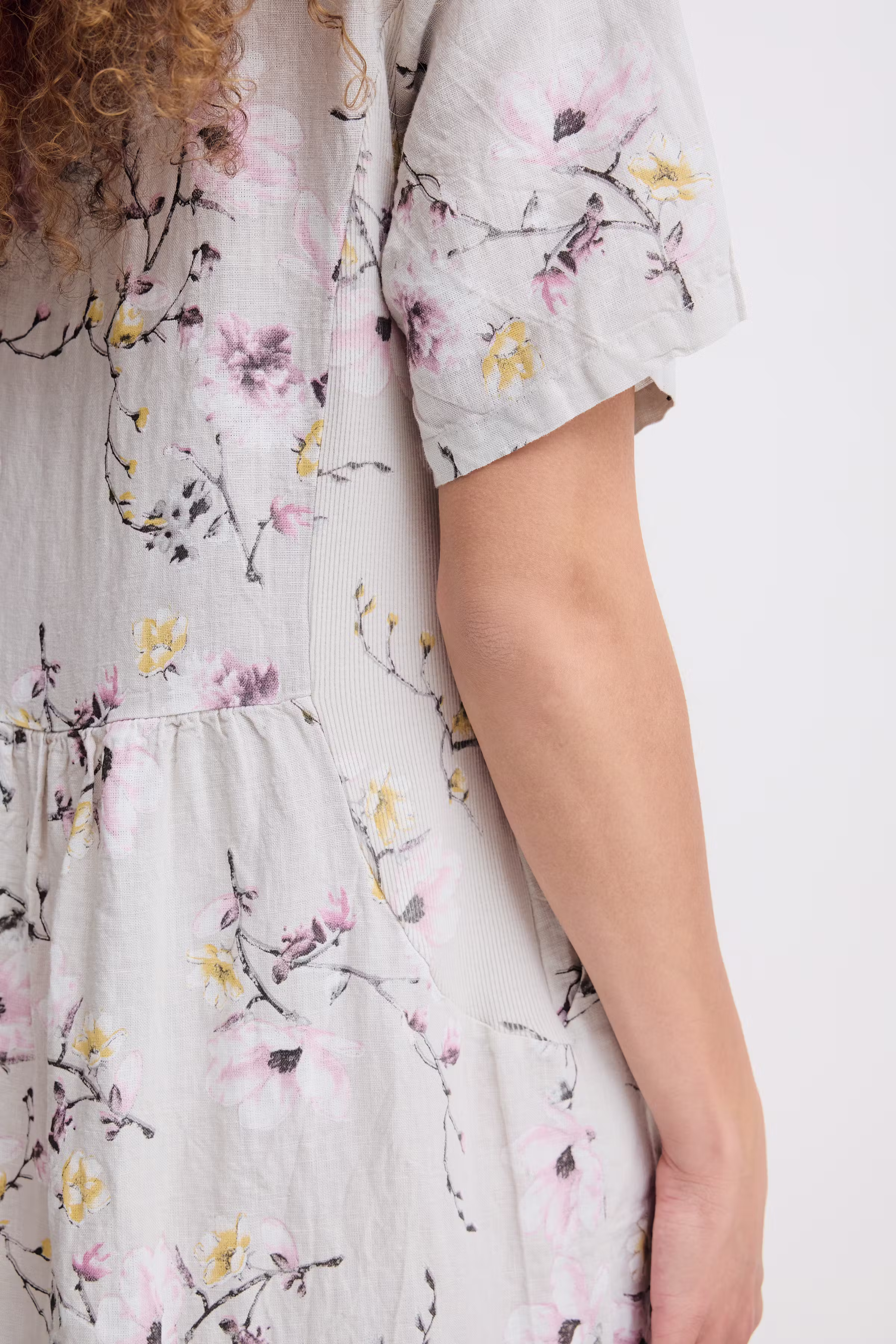 SBXTORINA Kjole LOOKBOOK DETAIL 22101200-135304