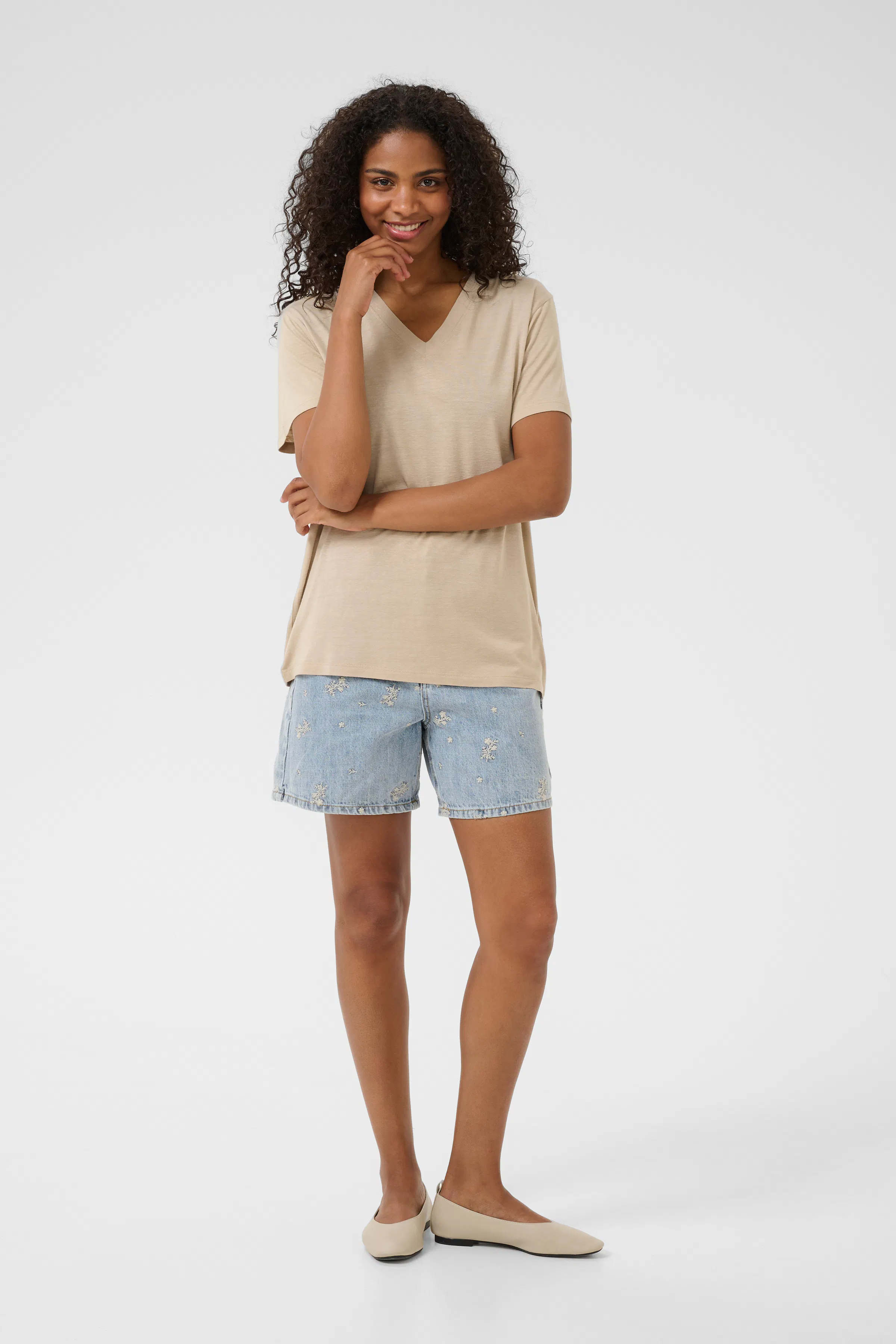 KAmaria T-shirt LOOKBOOK FRONT 10510066-151305