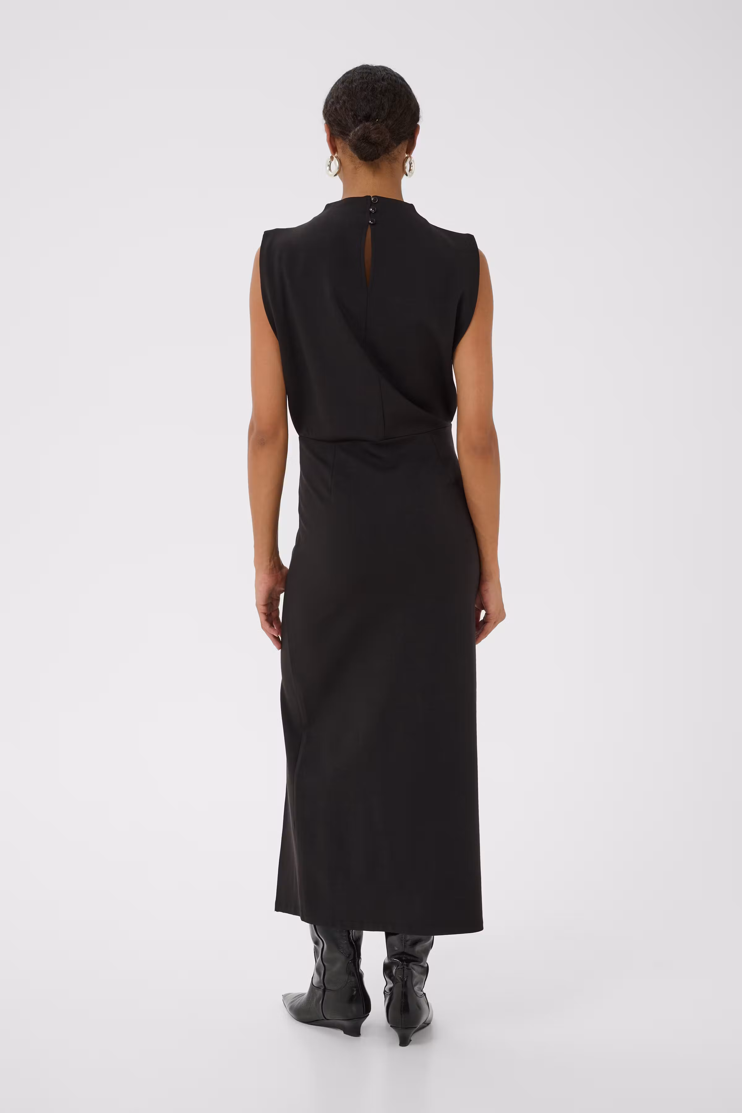 DiyePW Kjole LOOKBOOK BACK 30310983-194008