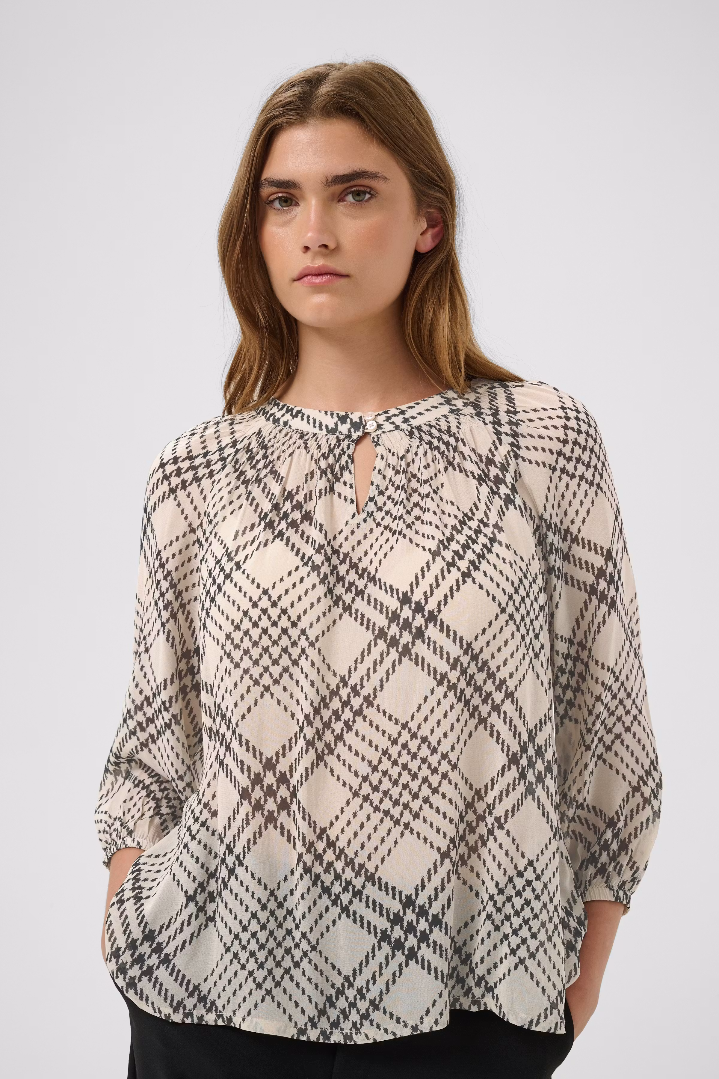 CatinPW Blouse LOOKBOOK DETAIL 30310759-305303