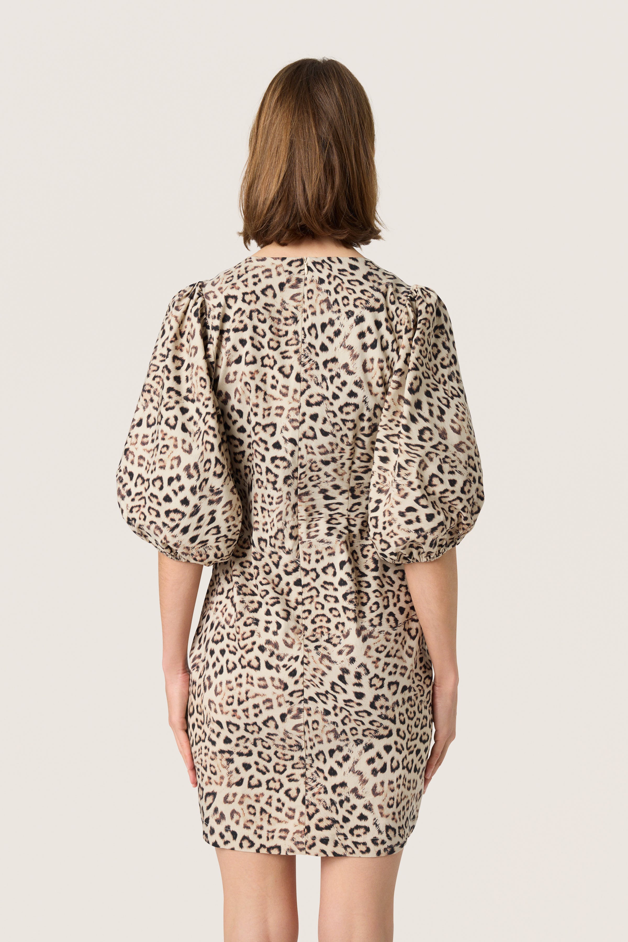 SLZazu Dress LOOKBOOK BACK 30408464-303941