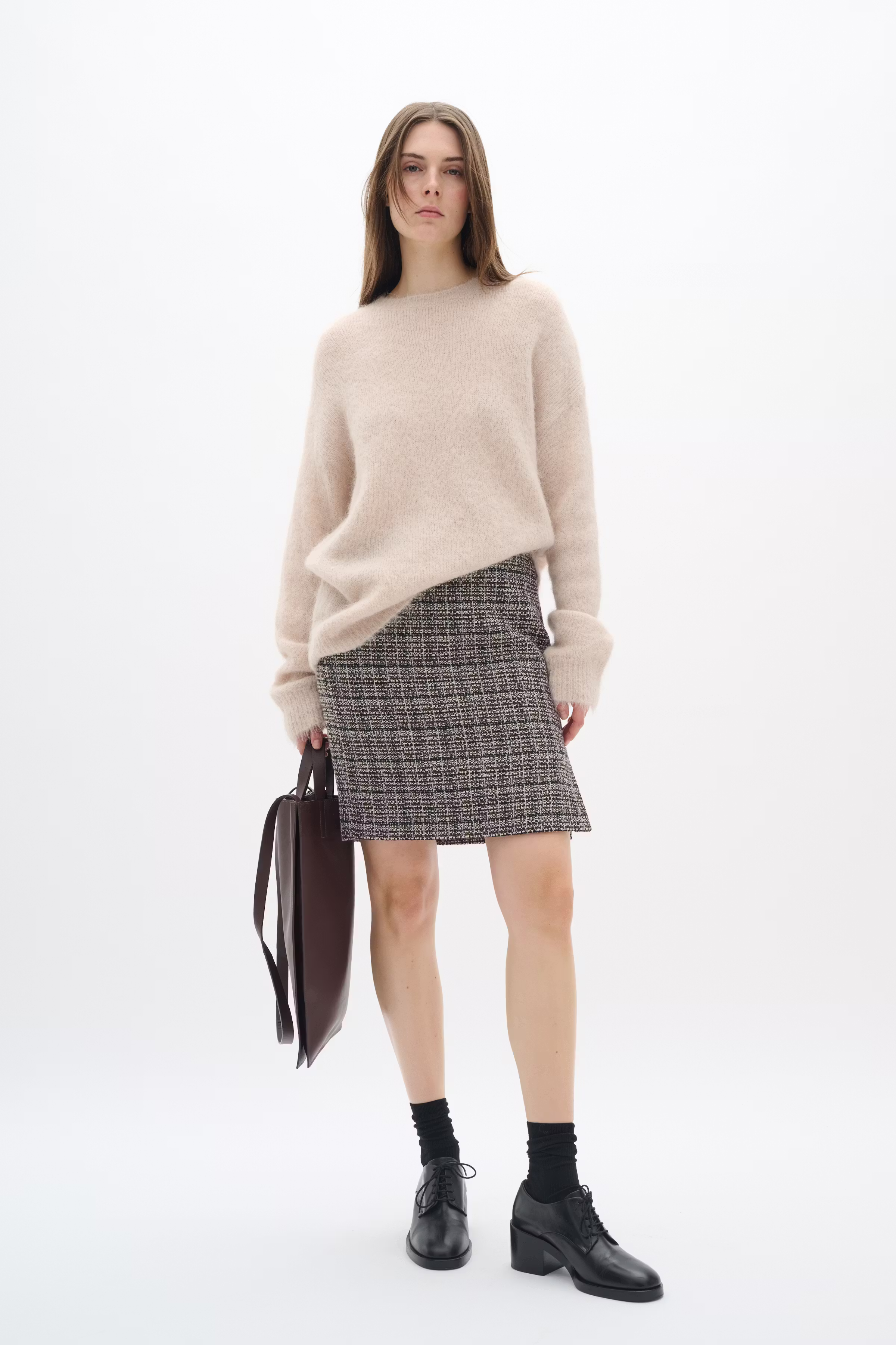 YaraIW Kjol LOOKBOOK FRONT 30109820-300313