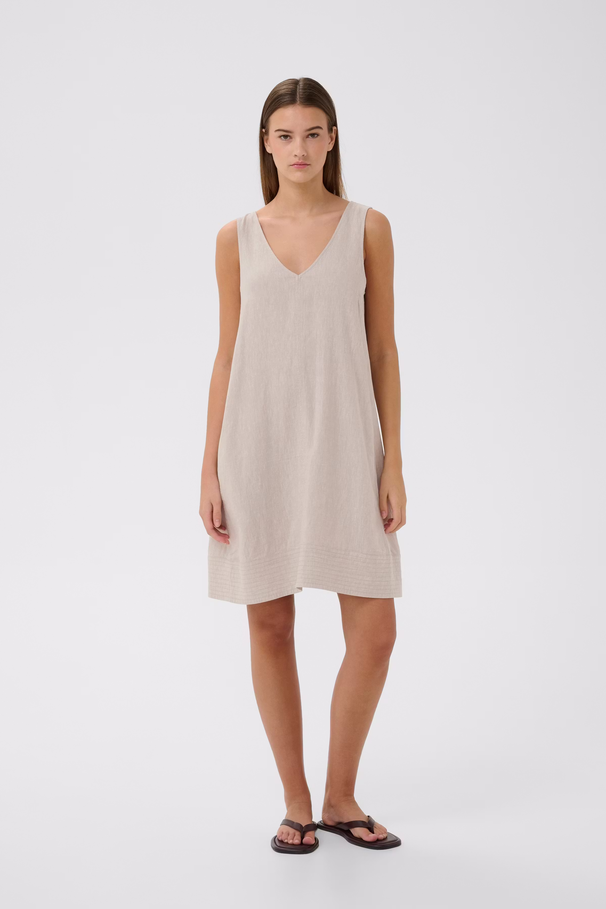 EDITHIW Dress LOOKBOOK FRONT 30112547-300597