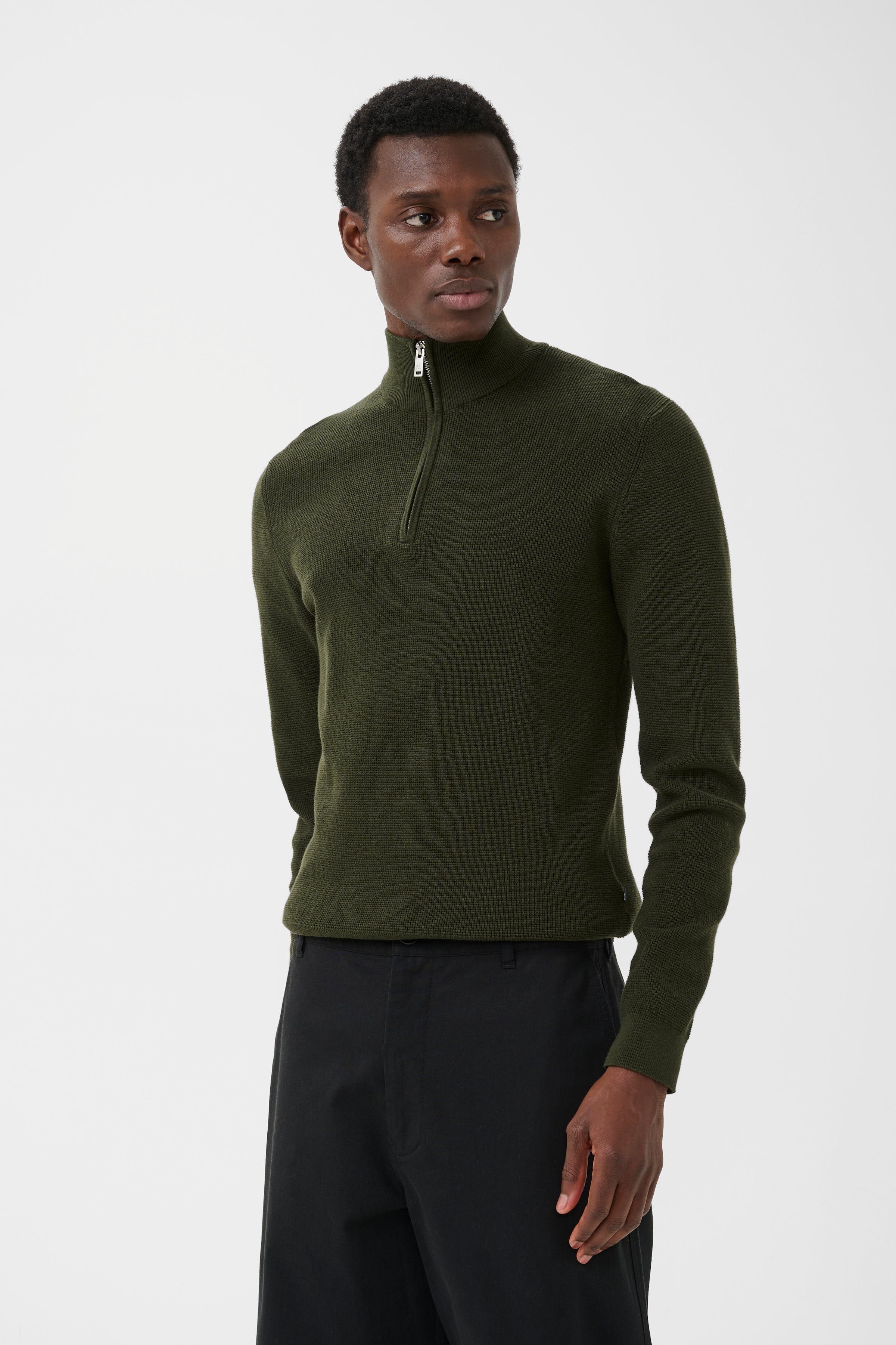 MAlagoon Half-Zip Pullover LOOKBOOK FRONT 30207192-190509