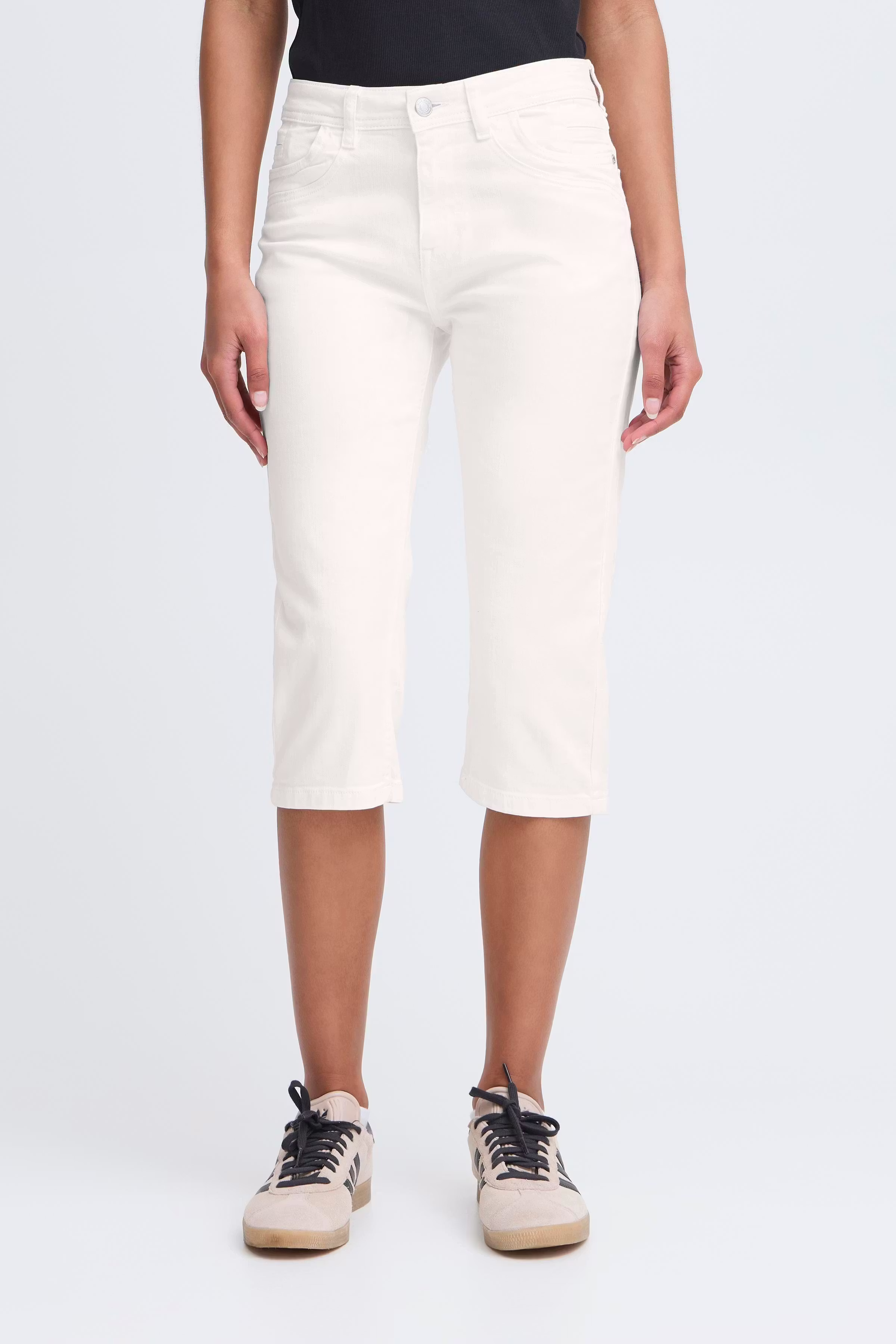 PZKATJA HW CAPRI LOOKBOOK FRONT 50208245-200003