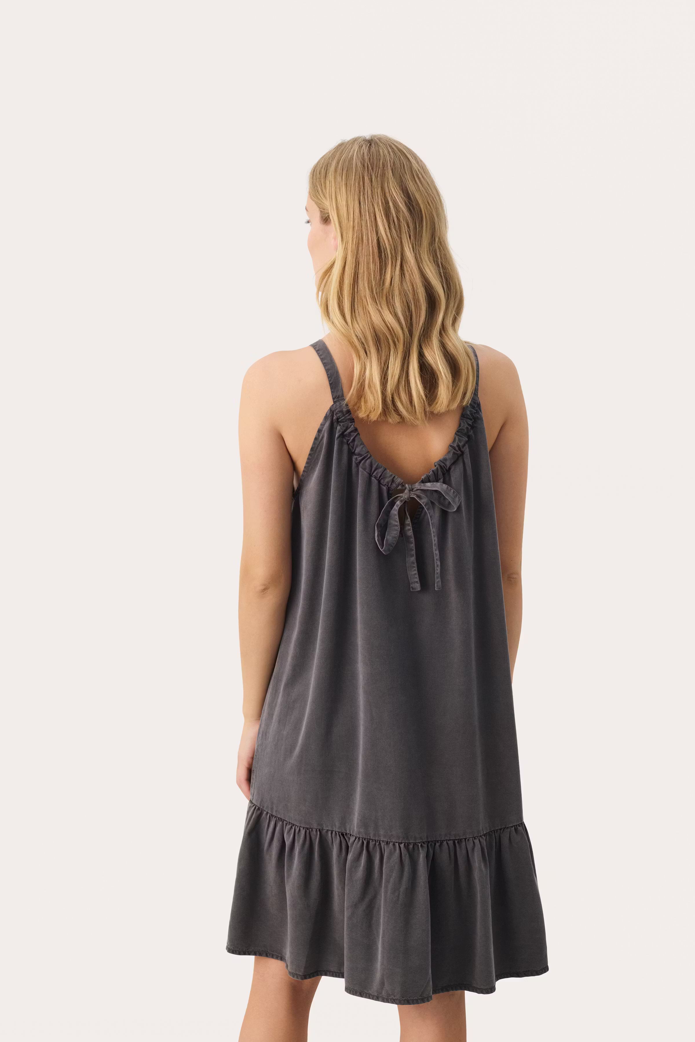 JazellePW Dress LOOKBOOK BACK 30308789-194205