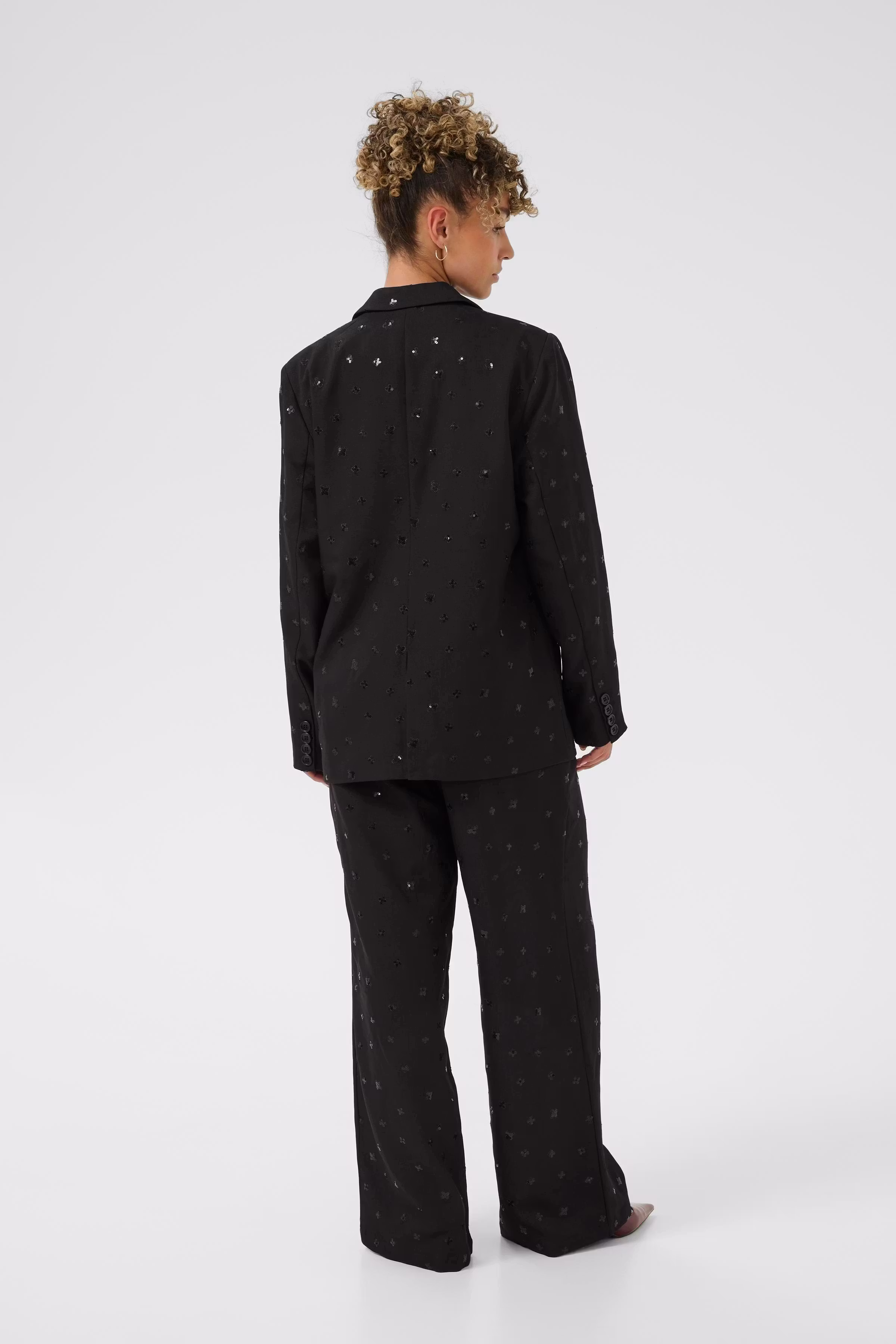 CRLona Blazer LOOKBOOK BACK 10614371-100120