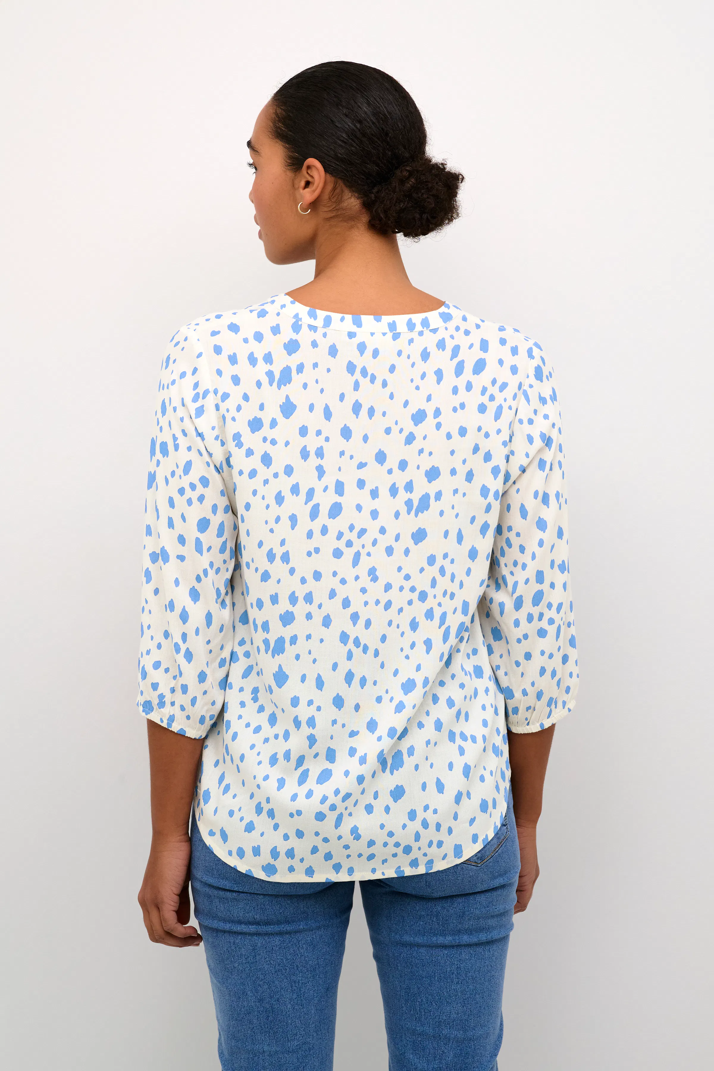 KAclaire Bluse LOOKBOOK BACK 10508704-106366