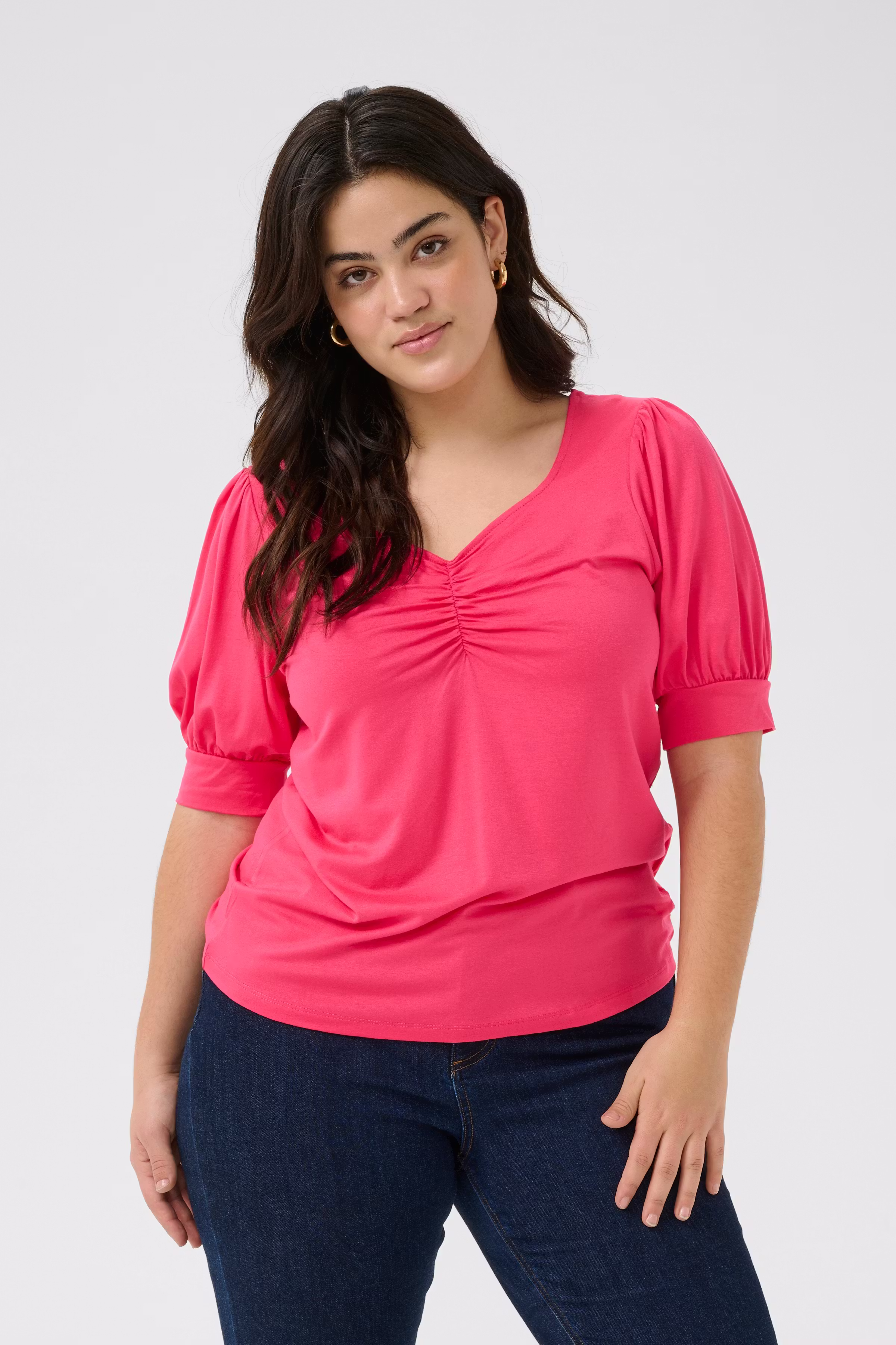 KCsissy T-Shirt LOOKBOOK FRONT 10581401-181754