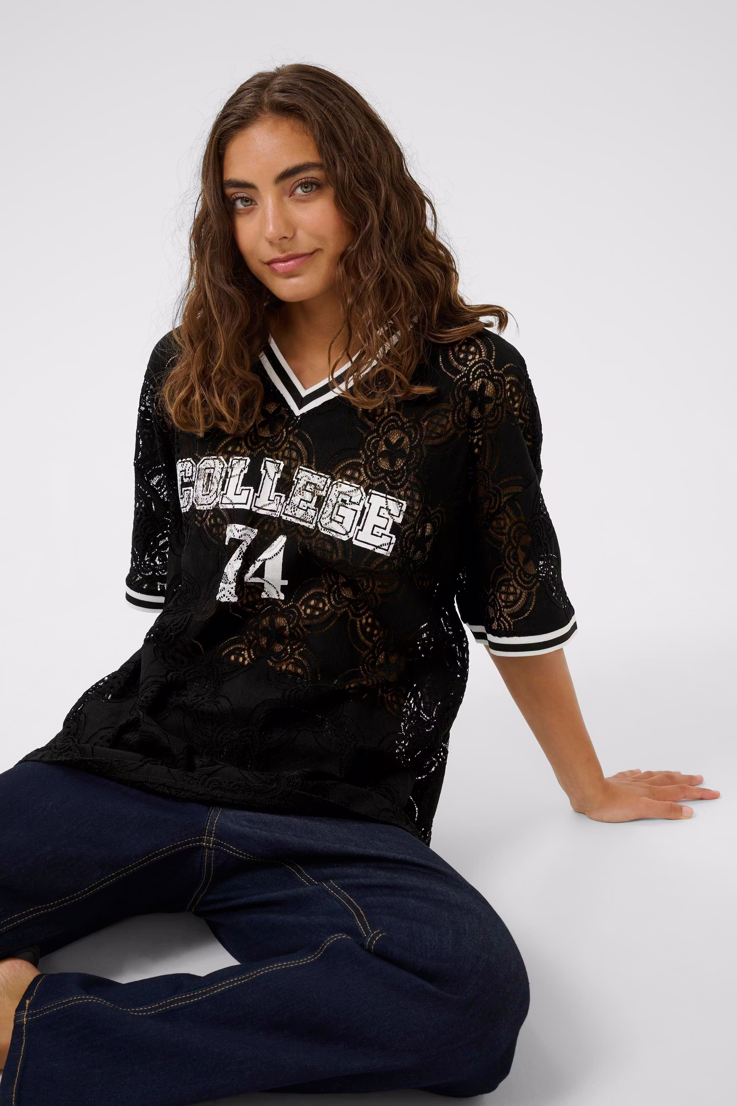 CUcollege T-shirt LOOKBOOK DETAIL 50112720-500012
