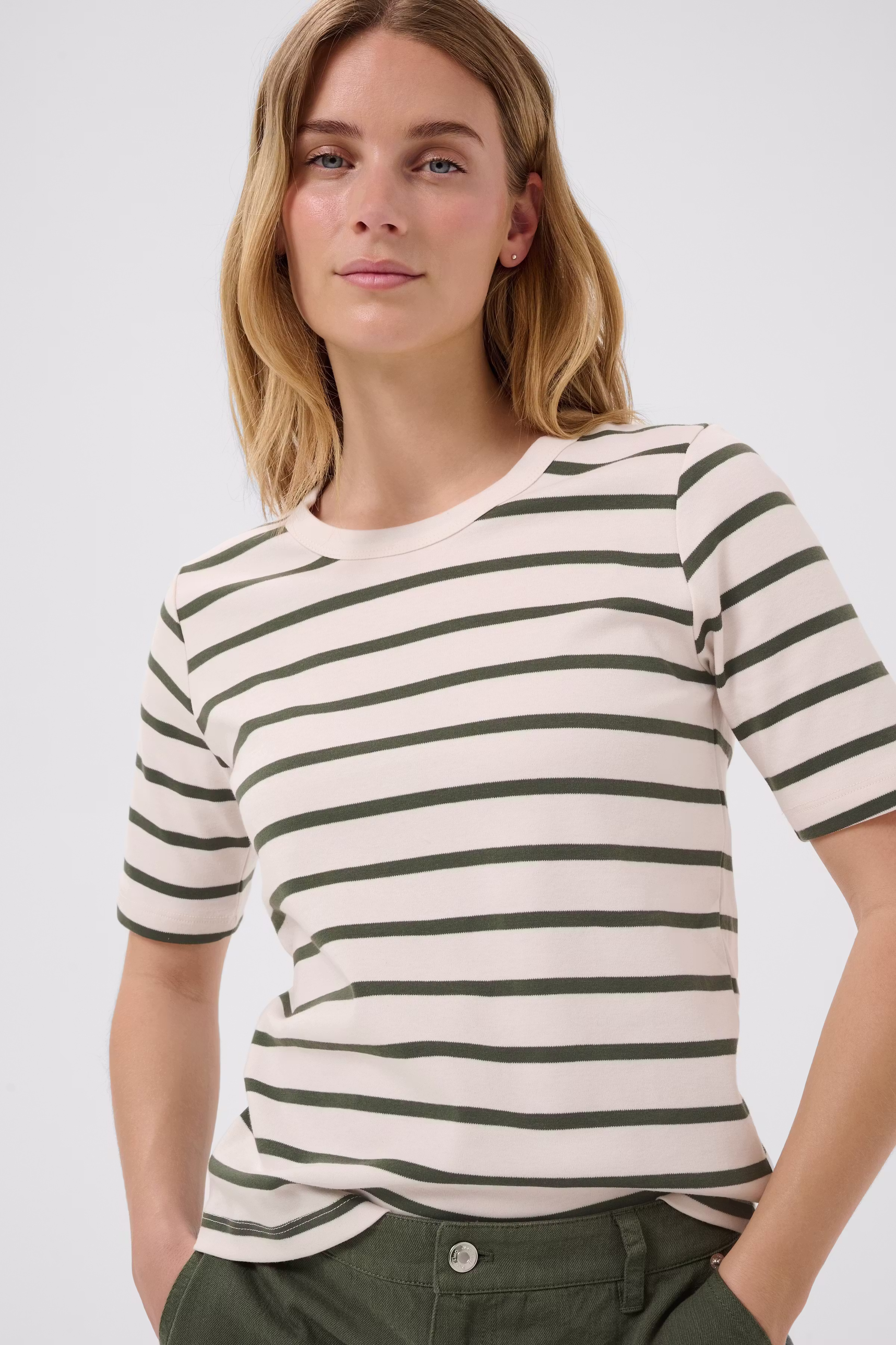 RatanaPW T-shirt LOOKBOOK DETAIL 30309870-305440