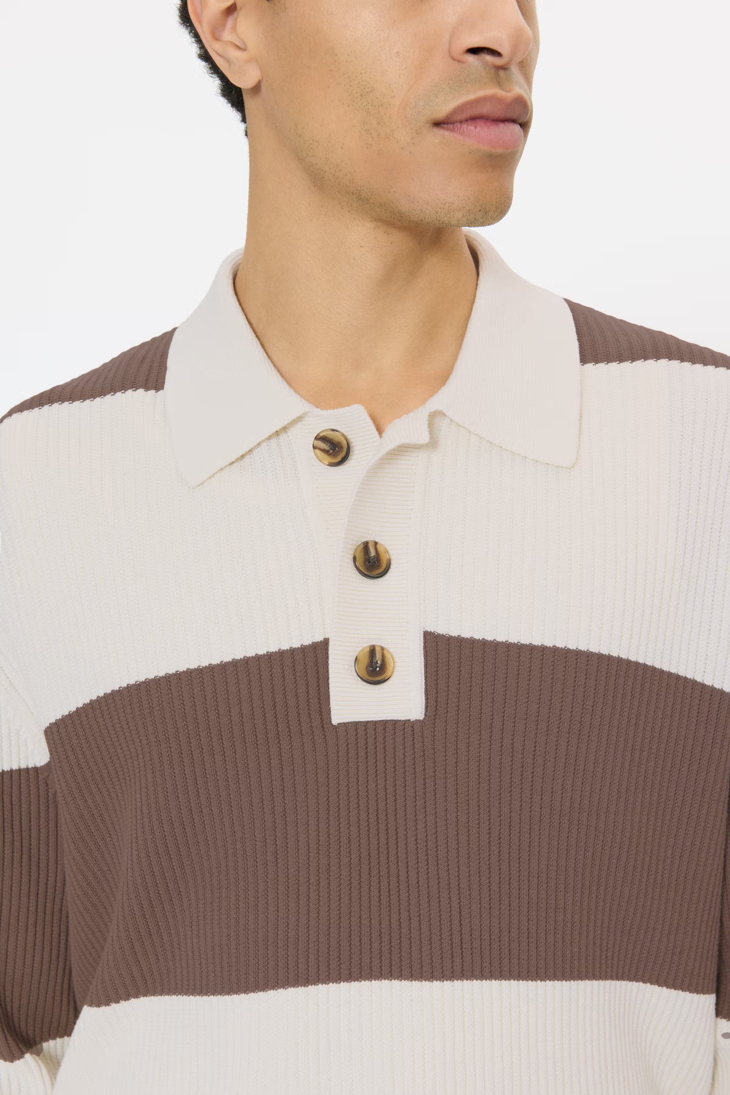 MArugbo Pullover LOOKBOOK DETAIL 30208963-181017