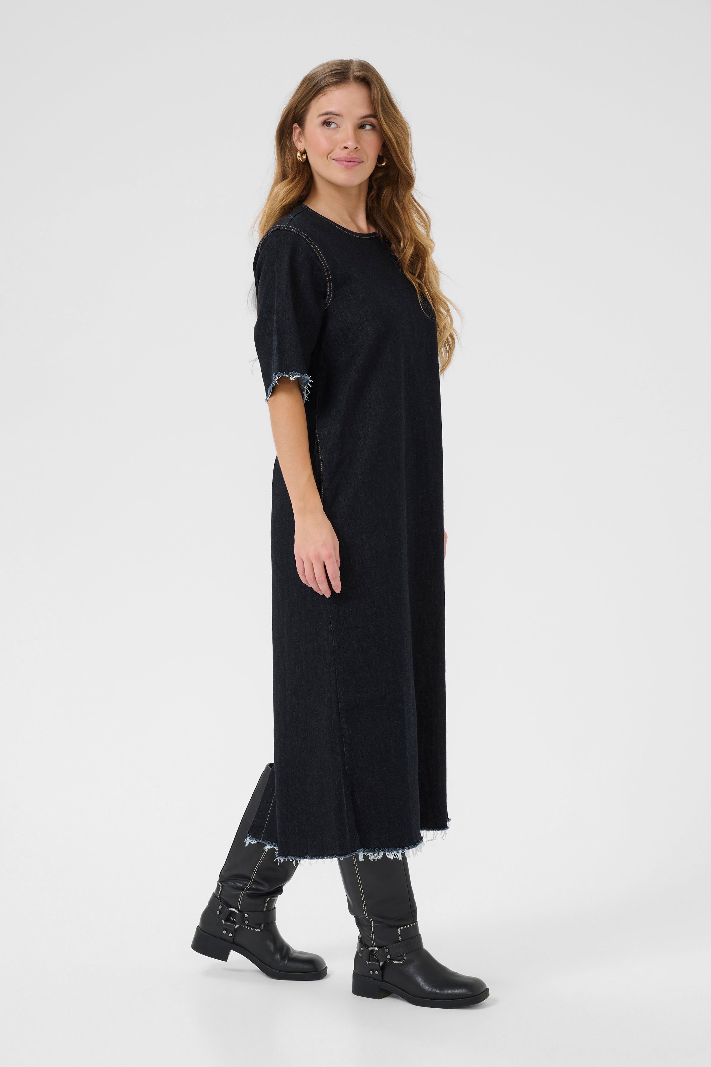 CUamy Klänning LOOKBOOK FRONT 50112255-500119