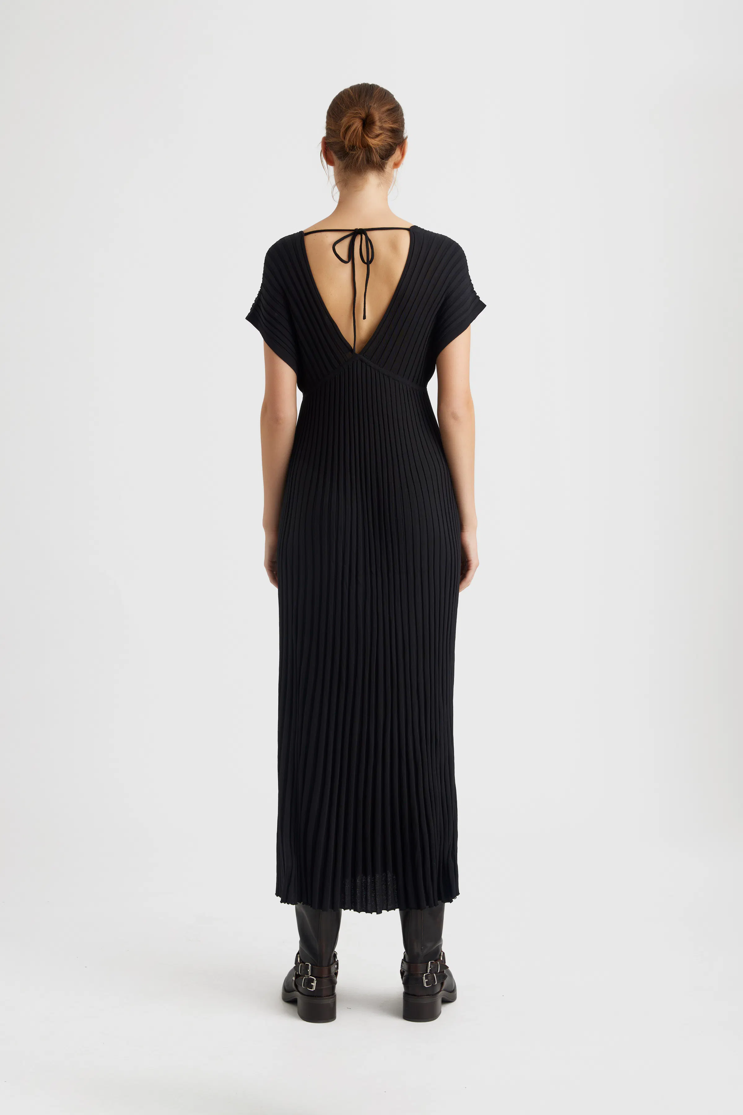 PhilanaGZ Dress LOOKBOOK BACK 10909076-100017