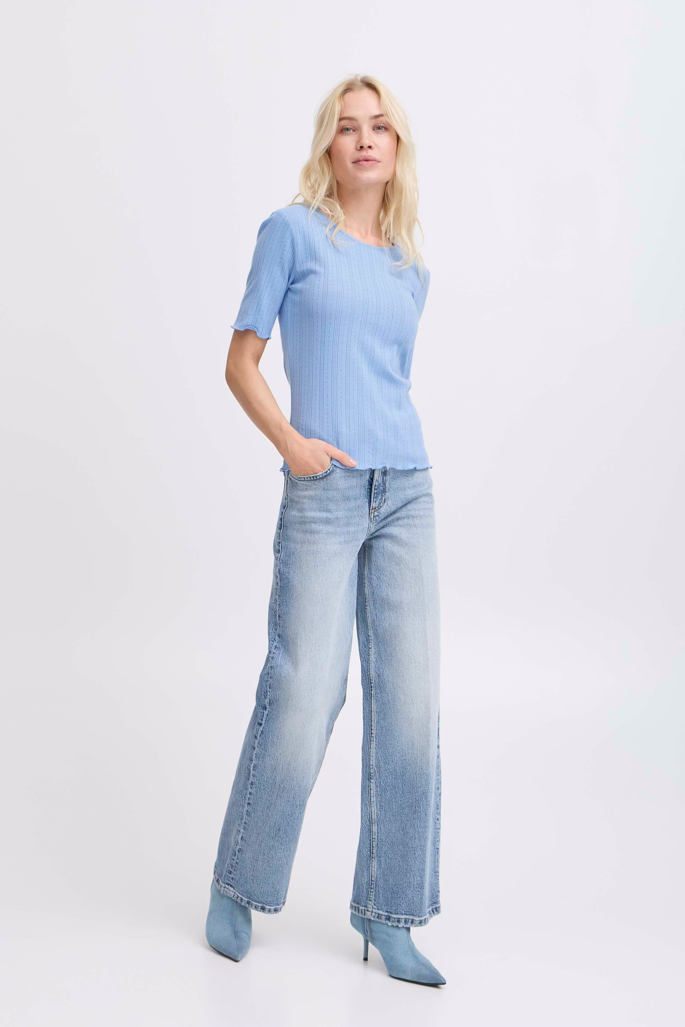 BYUNICA T-shirt LOOKBOOK FRONT 20816896-153930