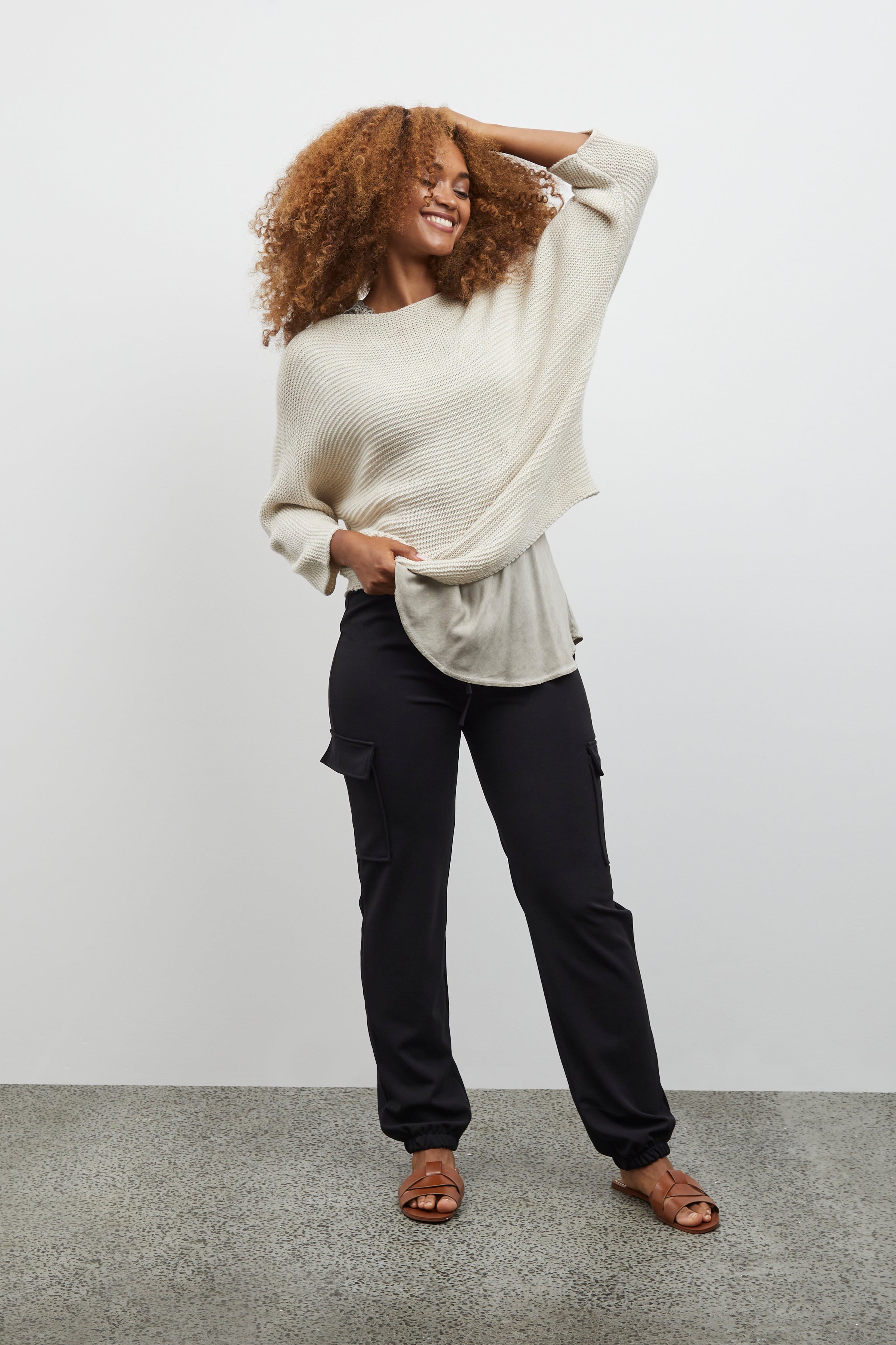 SBSANDY Pullover LOOKBOOK FRONT 22100261-130907