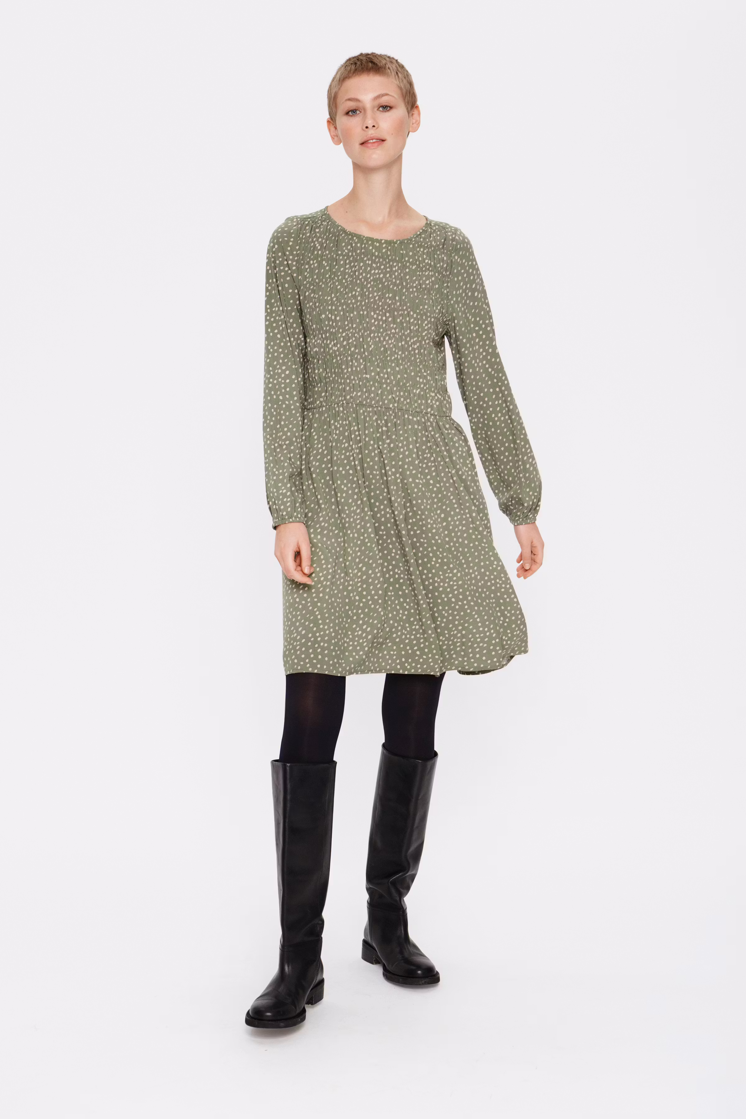 GislaSZ Kjole LOOKBOOK FRONT 30512767-302288