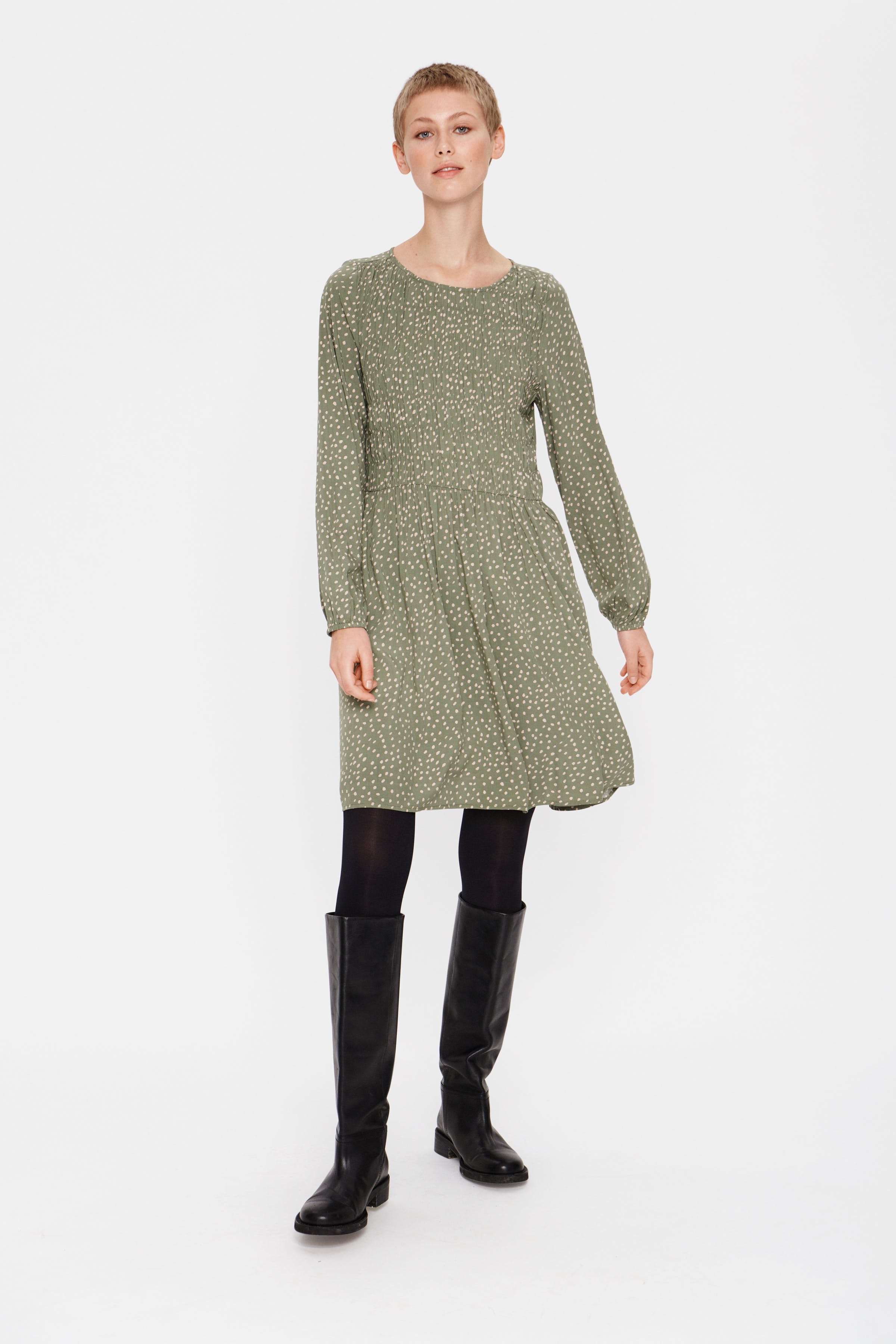 GislaSZ Kjole LOOKBOOK FRONT 30512767-302288