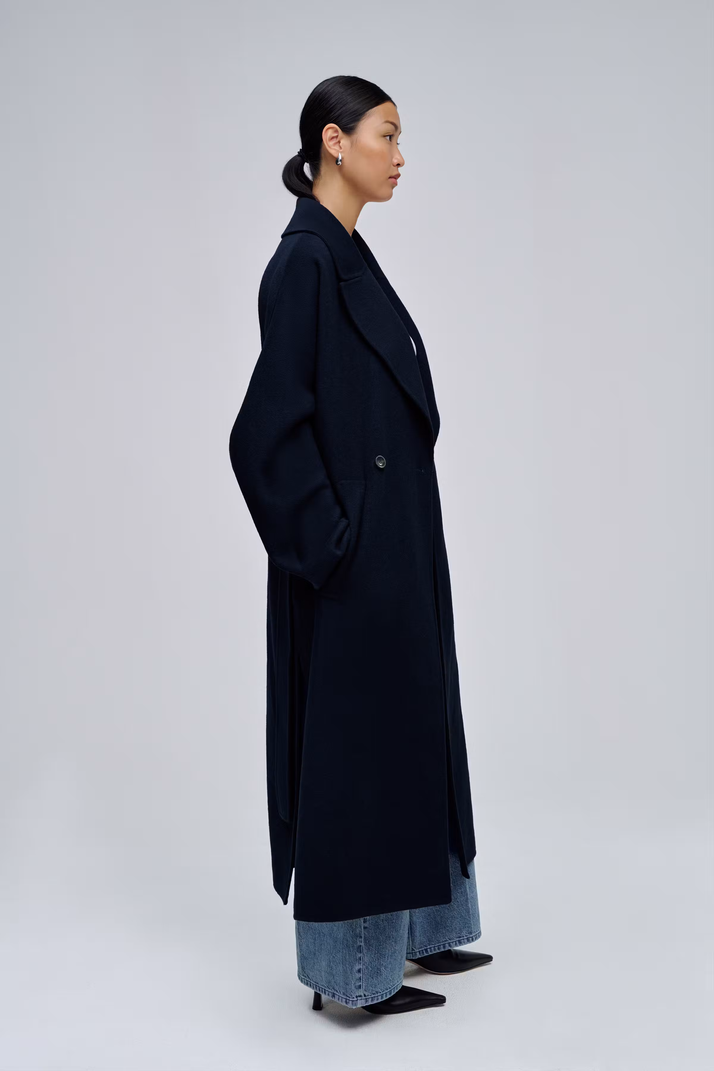 IOCybele Coat LOOKBOOK FRONT 30600095-BL900