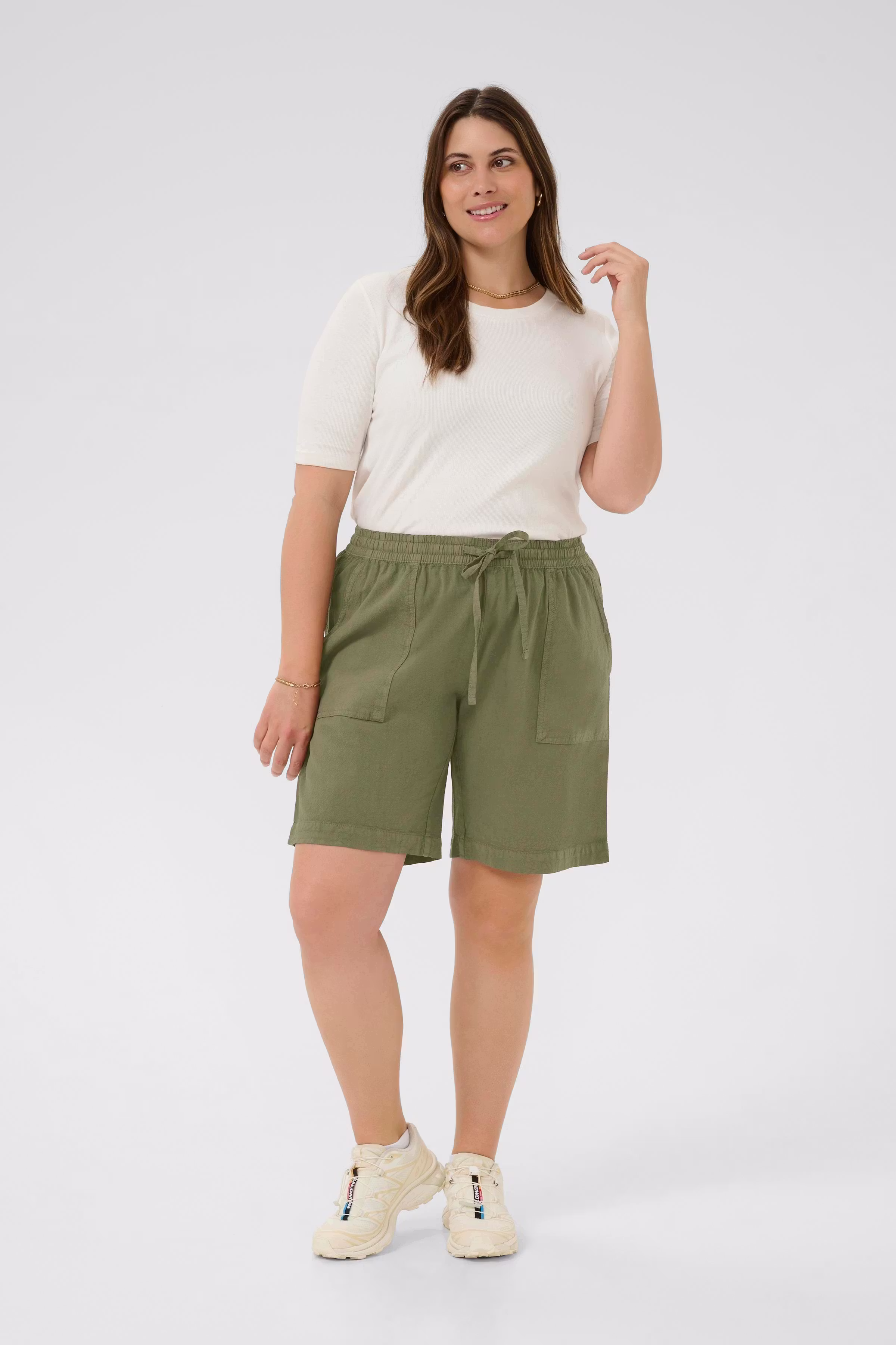 KCnana Shorts LOOKBOOK FRONT 10582894-190511