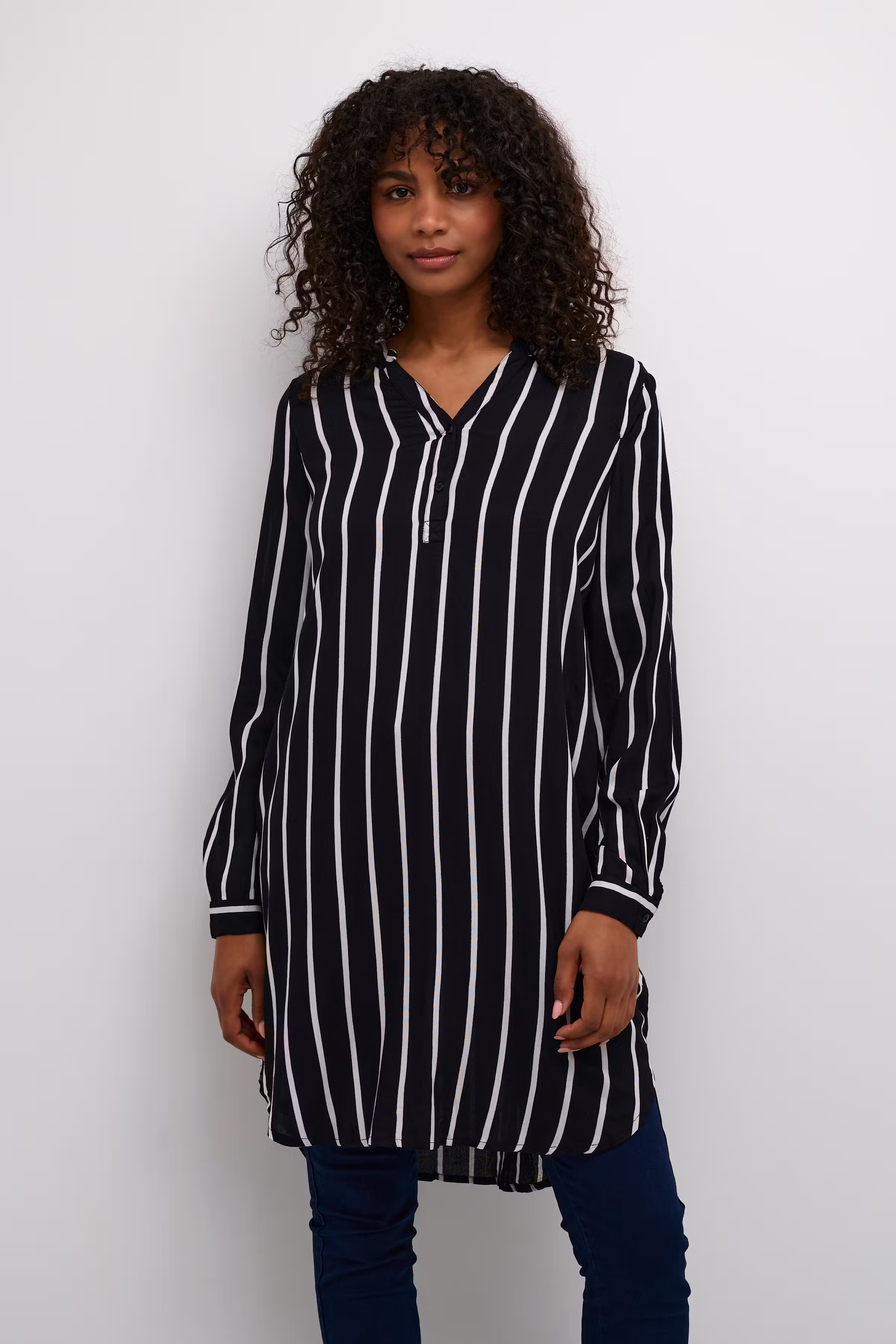 KAmarana Kjole LOOKBOOK FRONT 10551803-100596