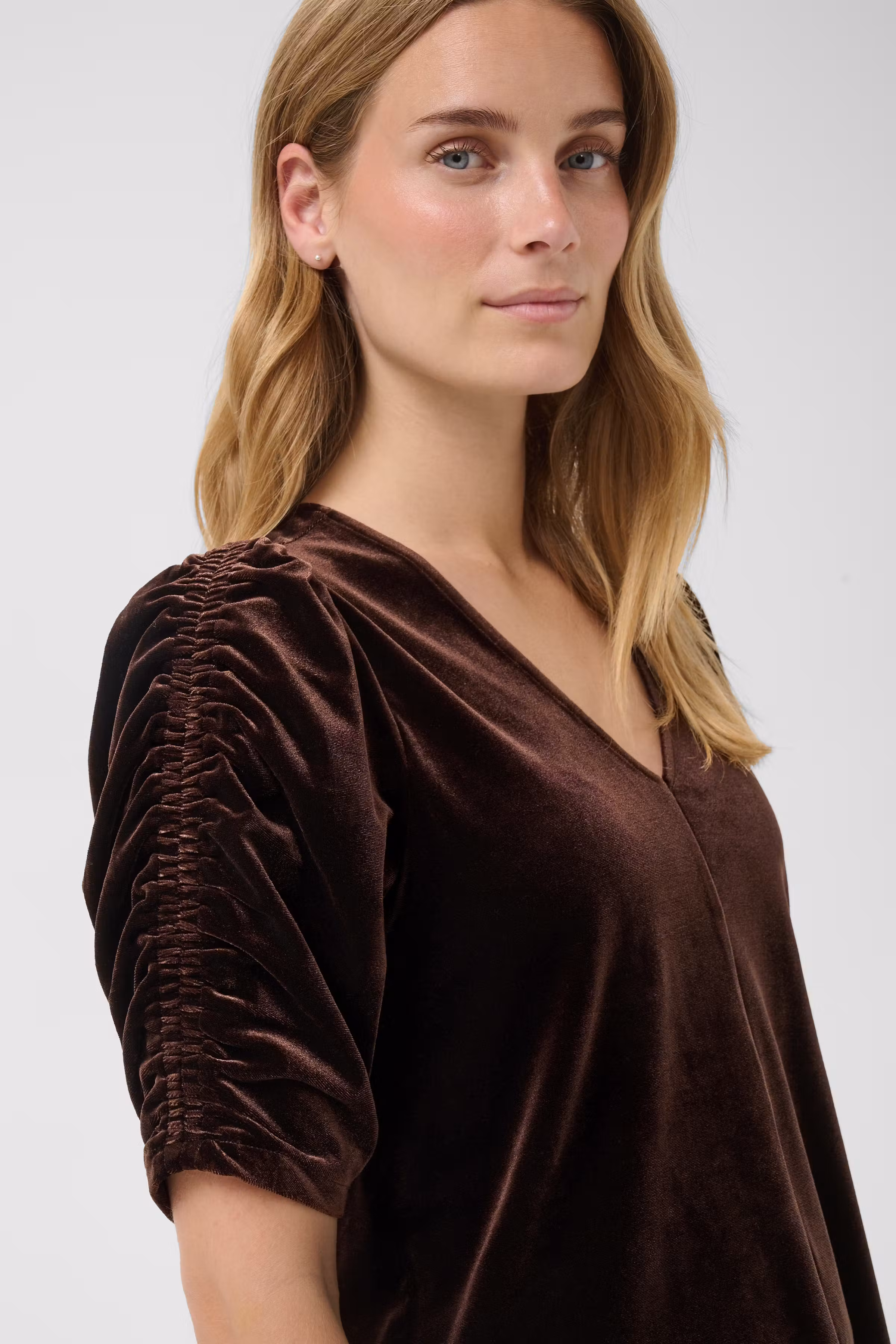 ValeriiaPW Blouse LOOKBOOK DETAIL 30311019-191106