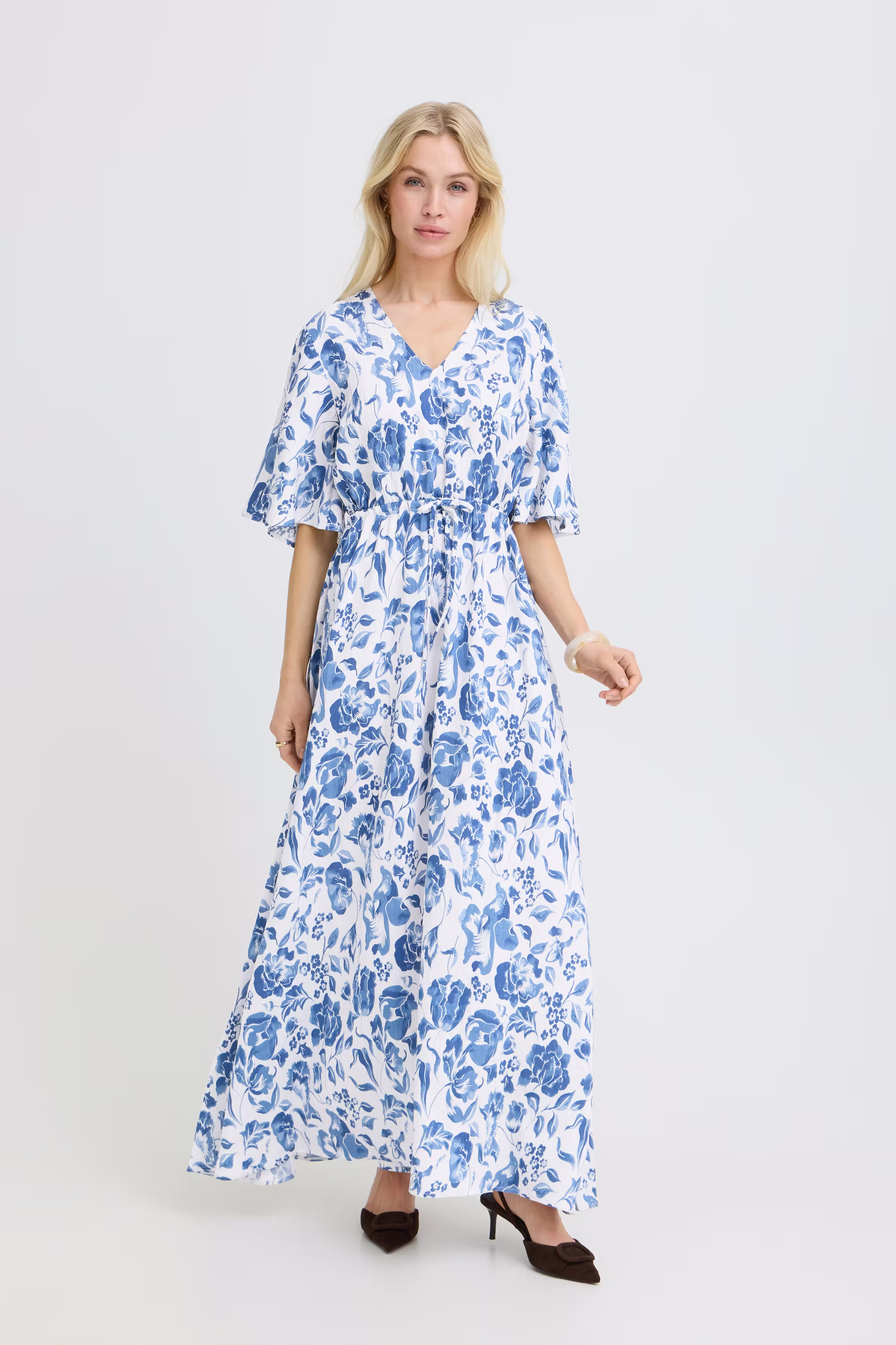 BYILIAN Kjole LOOKBOOK FRONT 20819701-900014158