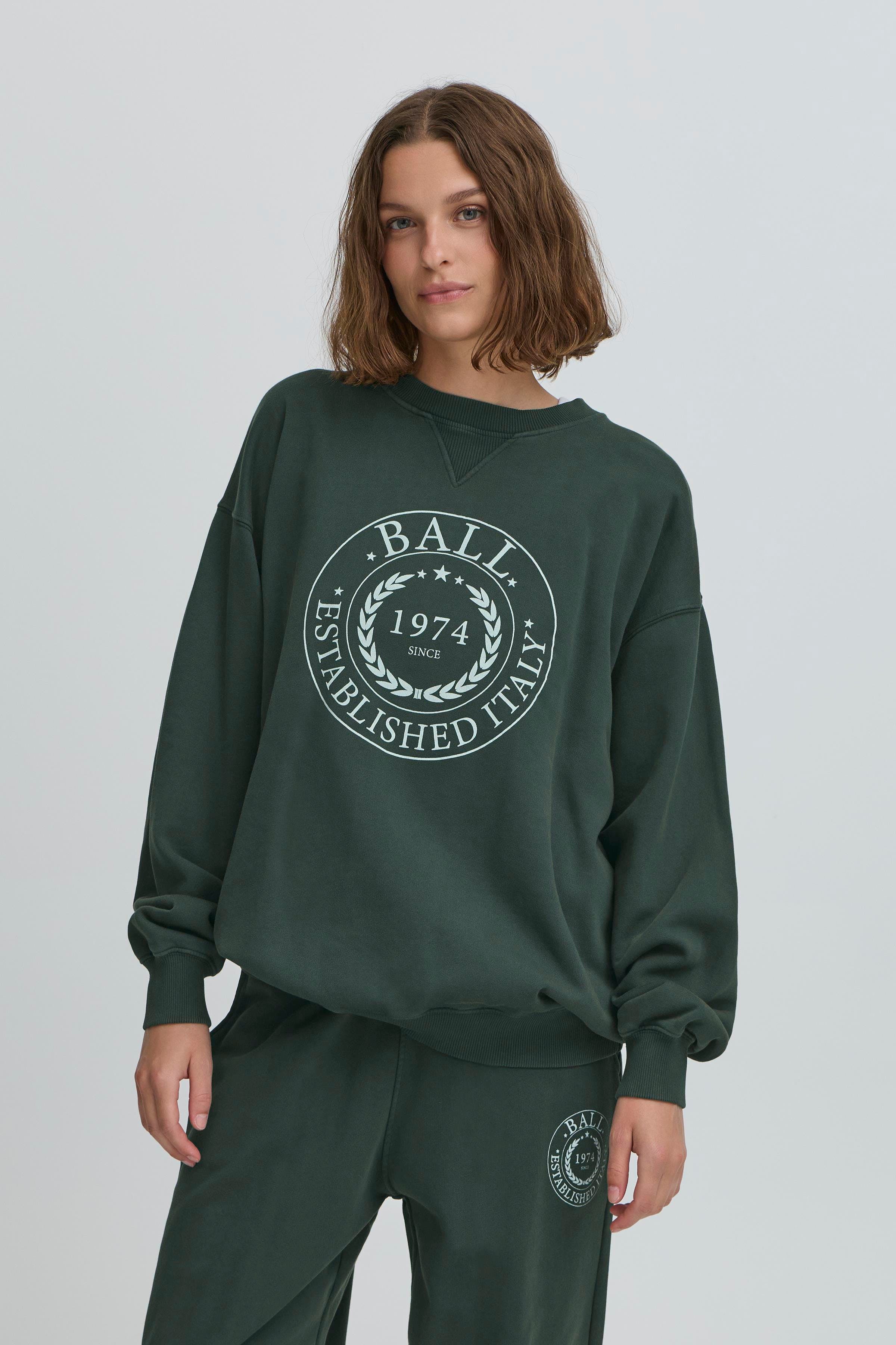 BABECCA Sweatshirt LOOKBOOK FRONT 50405009-195406