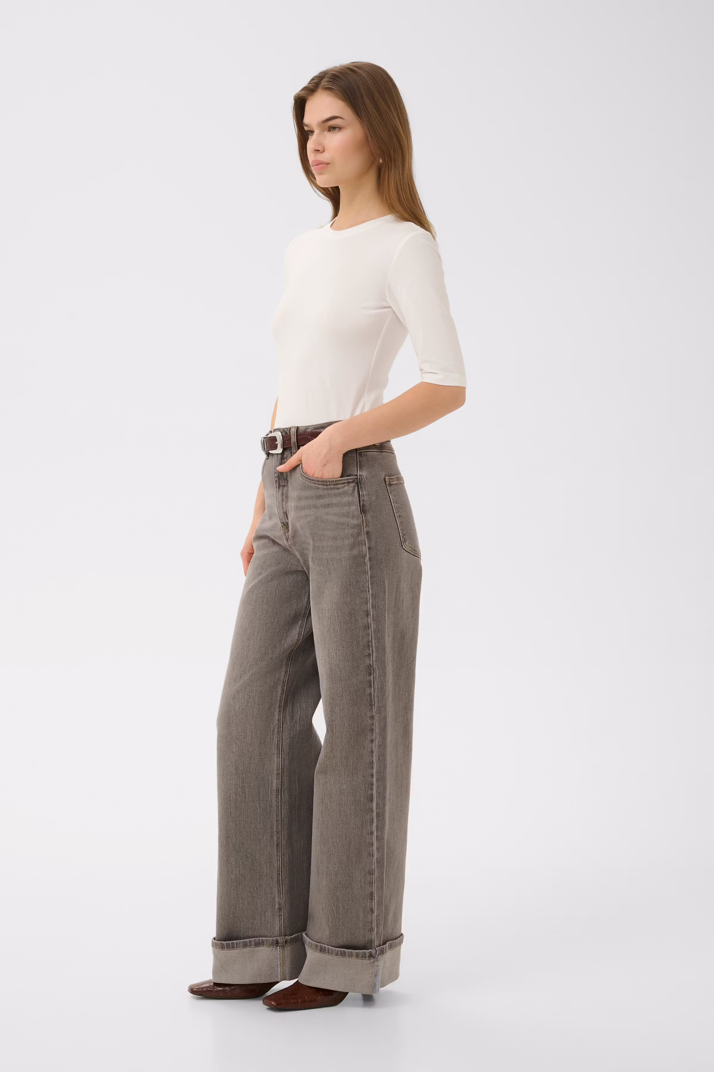 GZmida T-shirt LOOKBOOK FRONT 10910957-110103