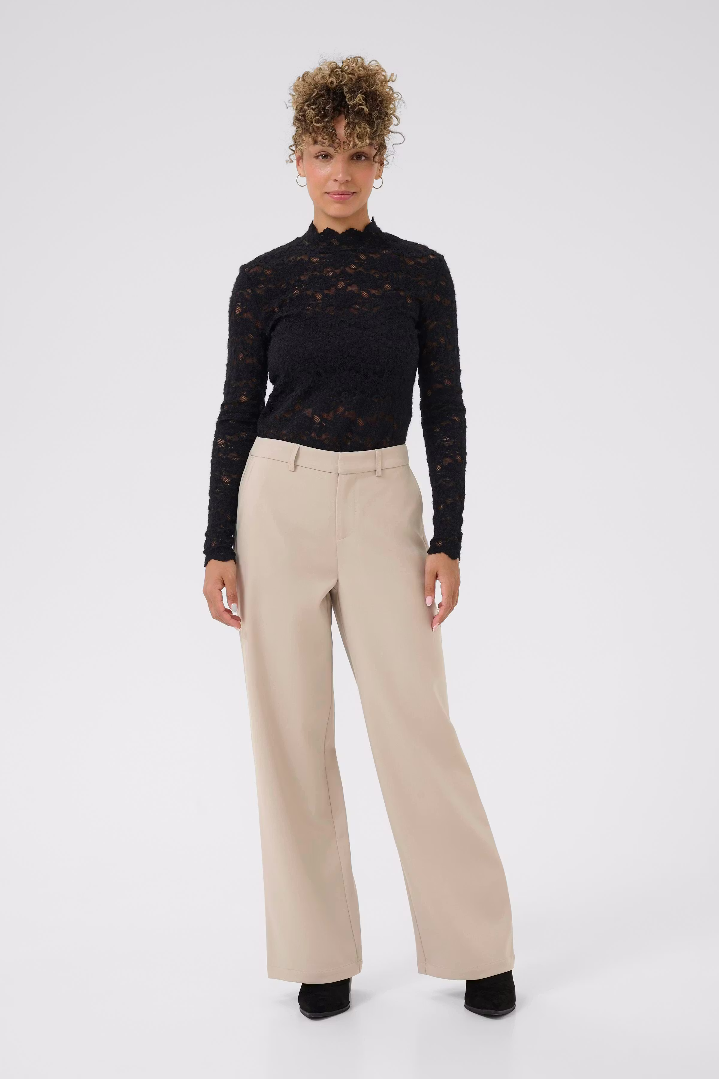 CRHollie Hose LOOKBOOK FRONT 10614455-161305