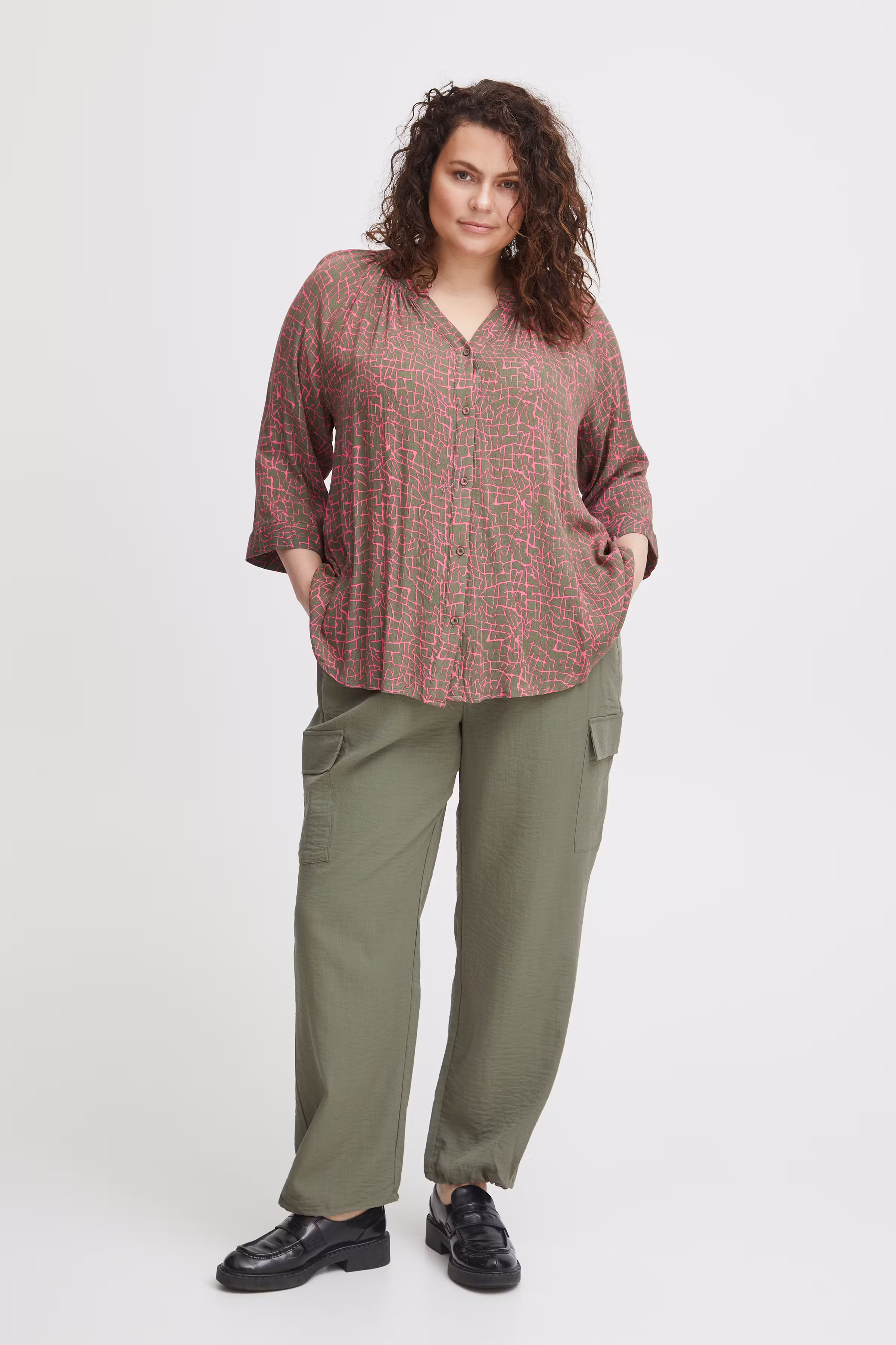 FXPJAGO Bukser LOOKBOOK FRONT 20613125-180515