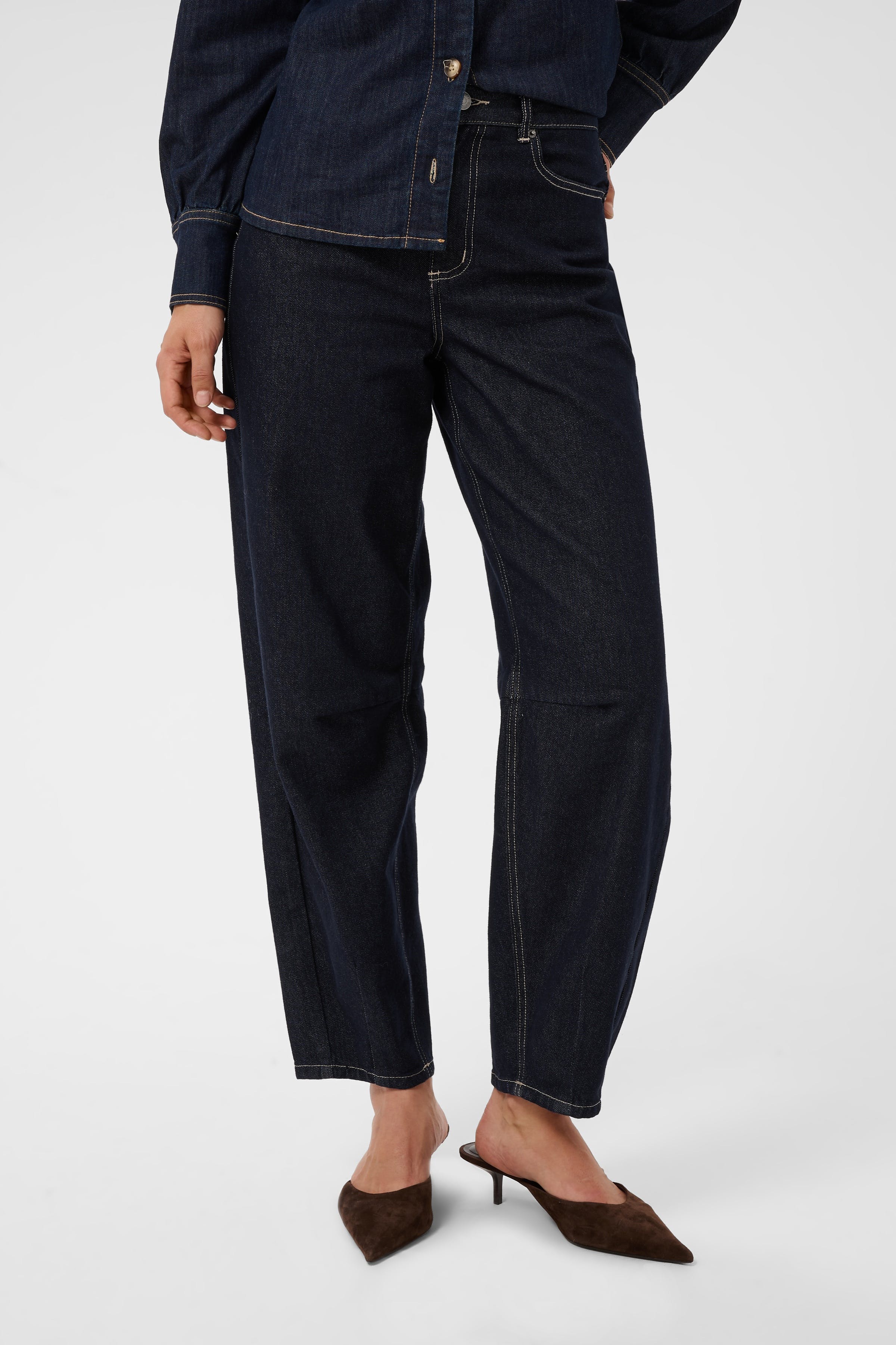 KAghita Jeans LOOKBOOK FRONT 10512051-109824