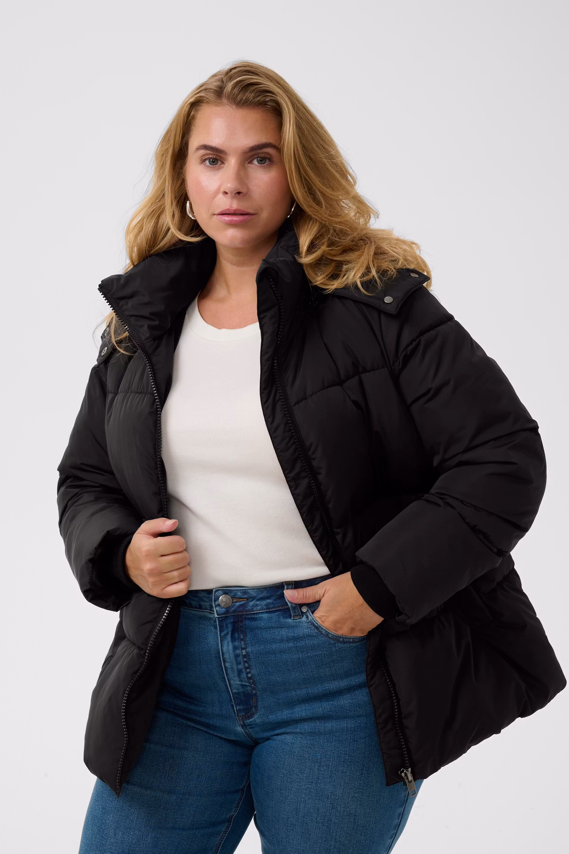 KCnikole Outerwear LOOKBOOK FRONT 10584314-100121